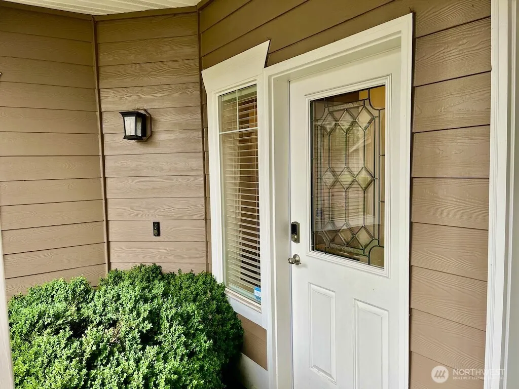 Property photo for 10700 Se 260th Street #m102, Kent photo 4