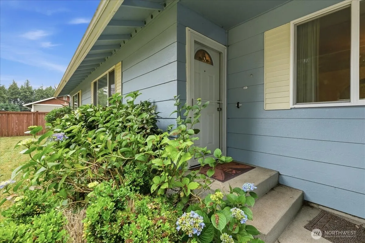 Property photo for 11605 85th Avenue E, Puyallup photo 2