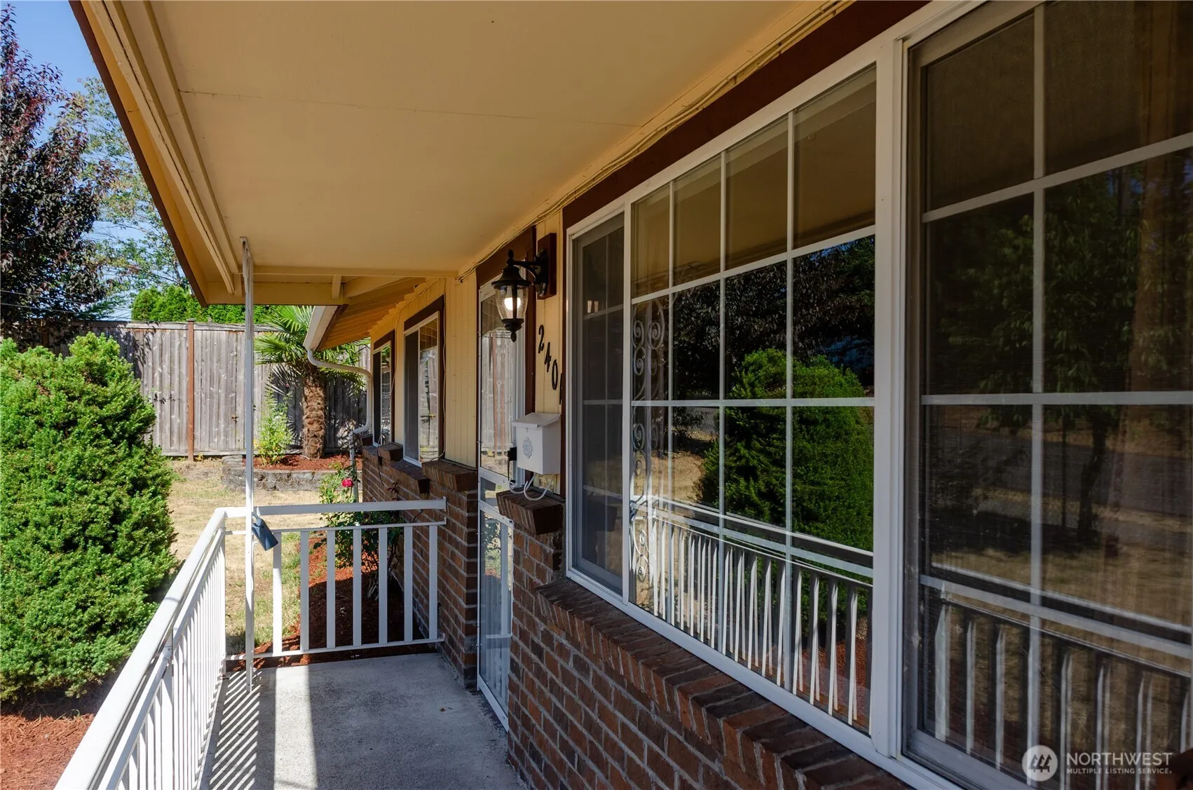 Property photo for 2401 S 62nd Street, Tacoma photo 2