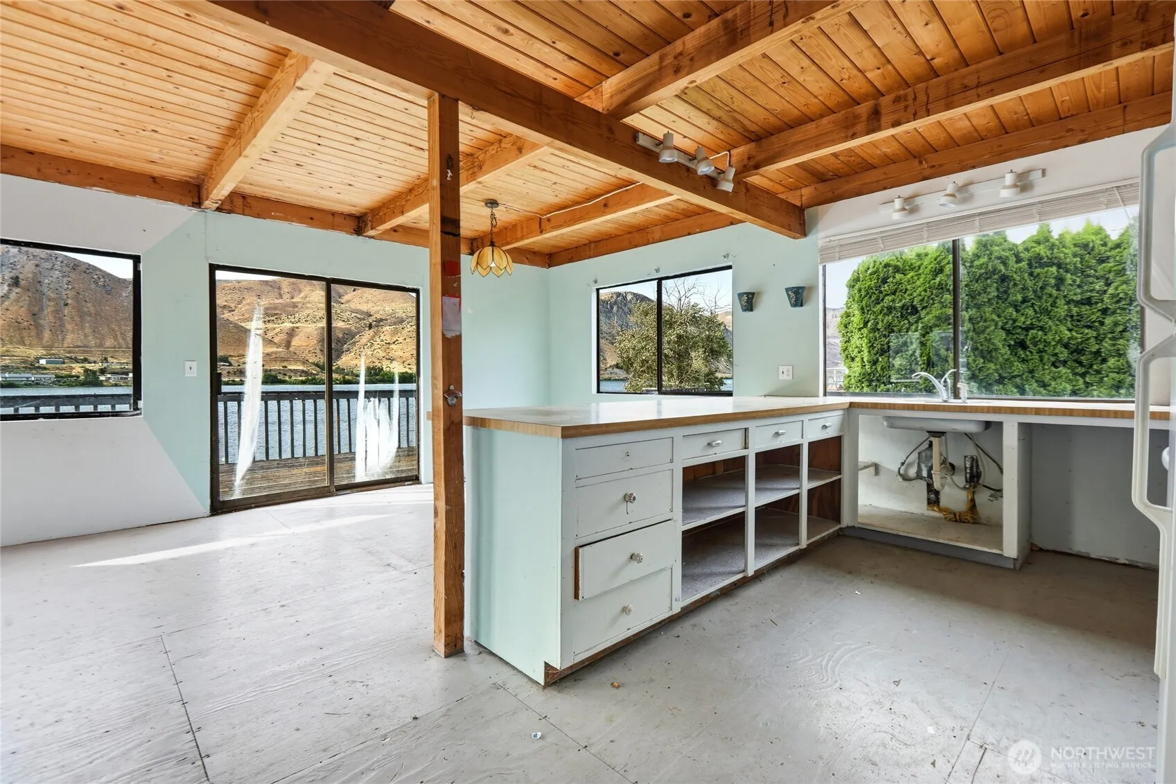 Property photo for 513 Riverview Drive, Orondo photo 4