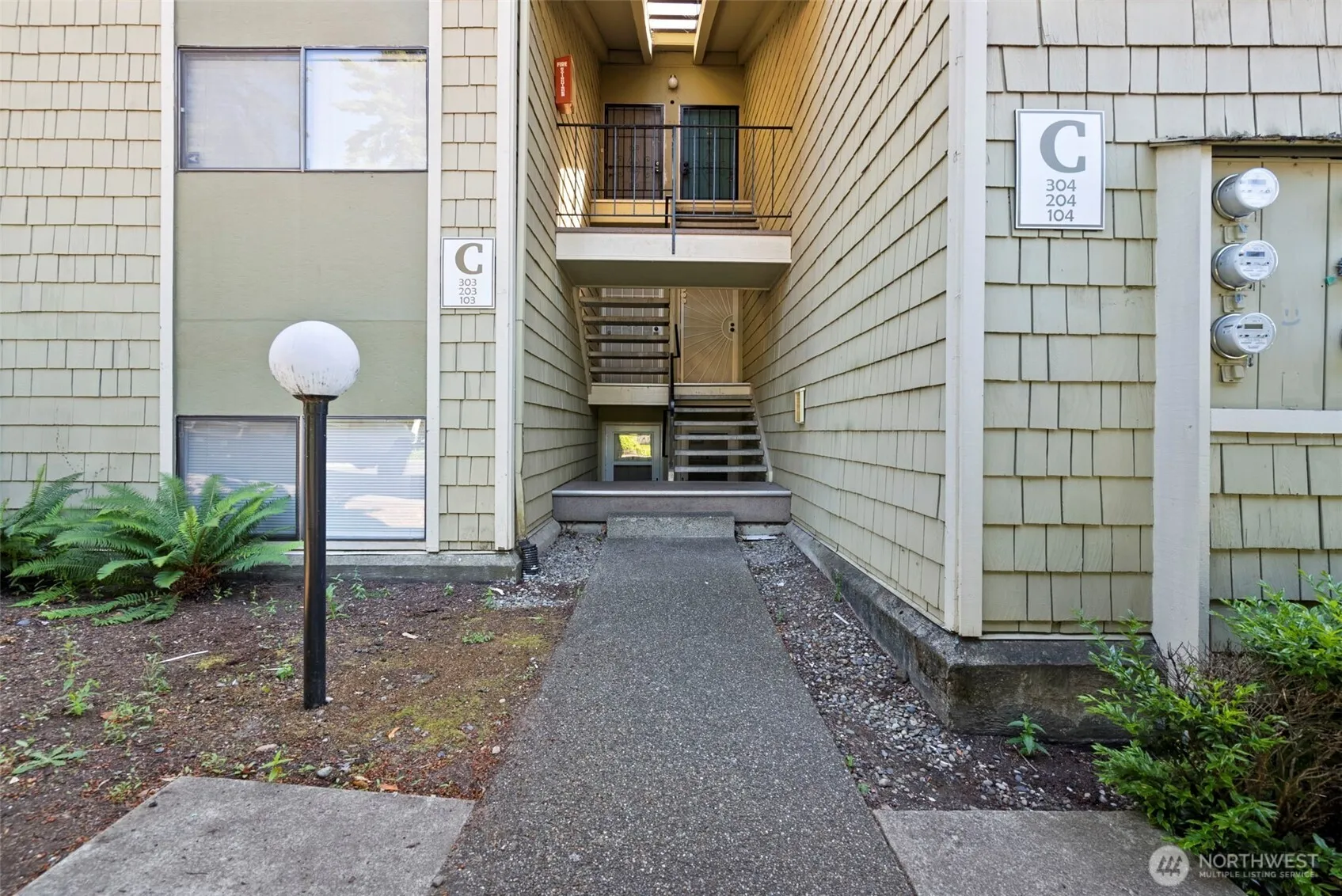 Property photo for 2020 Grant Avenue S #c103, Renton photo 2