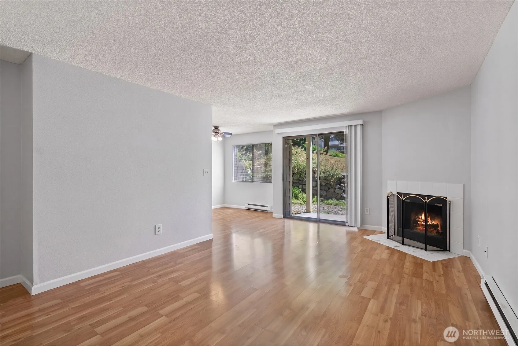 Property photo for 2020 Grant Avenue S #c103, Renton photo 3