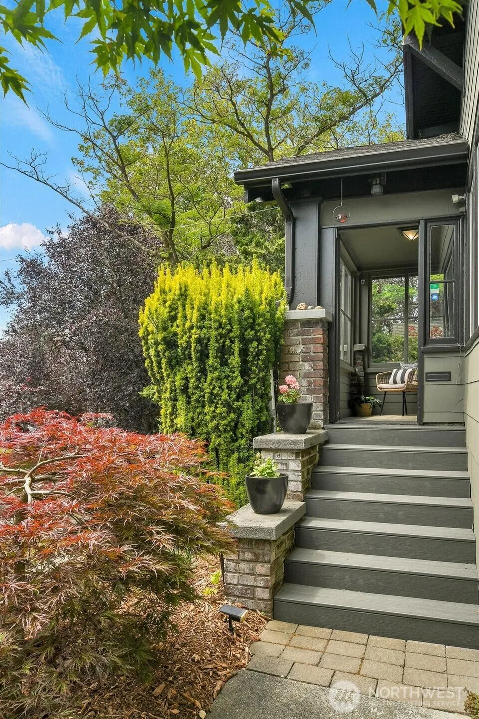 Property photo for 1216 N 47th Street, Seattle photo 2