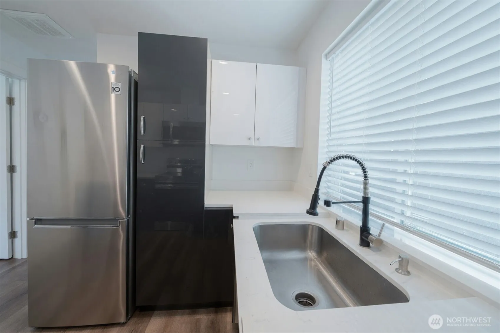 Property photo for 890 Magellan Avenue Ne #5, Ocean Shores photo 5