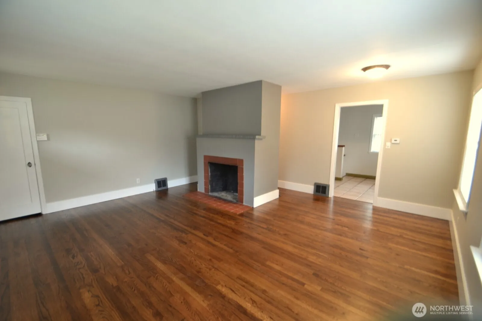 Property photo for 11307 15th Avenue Ne, Seattle photo 3