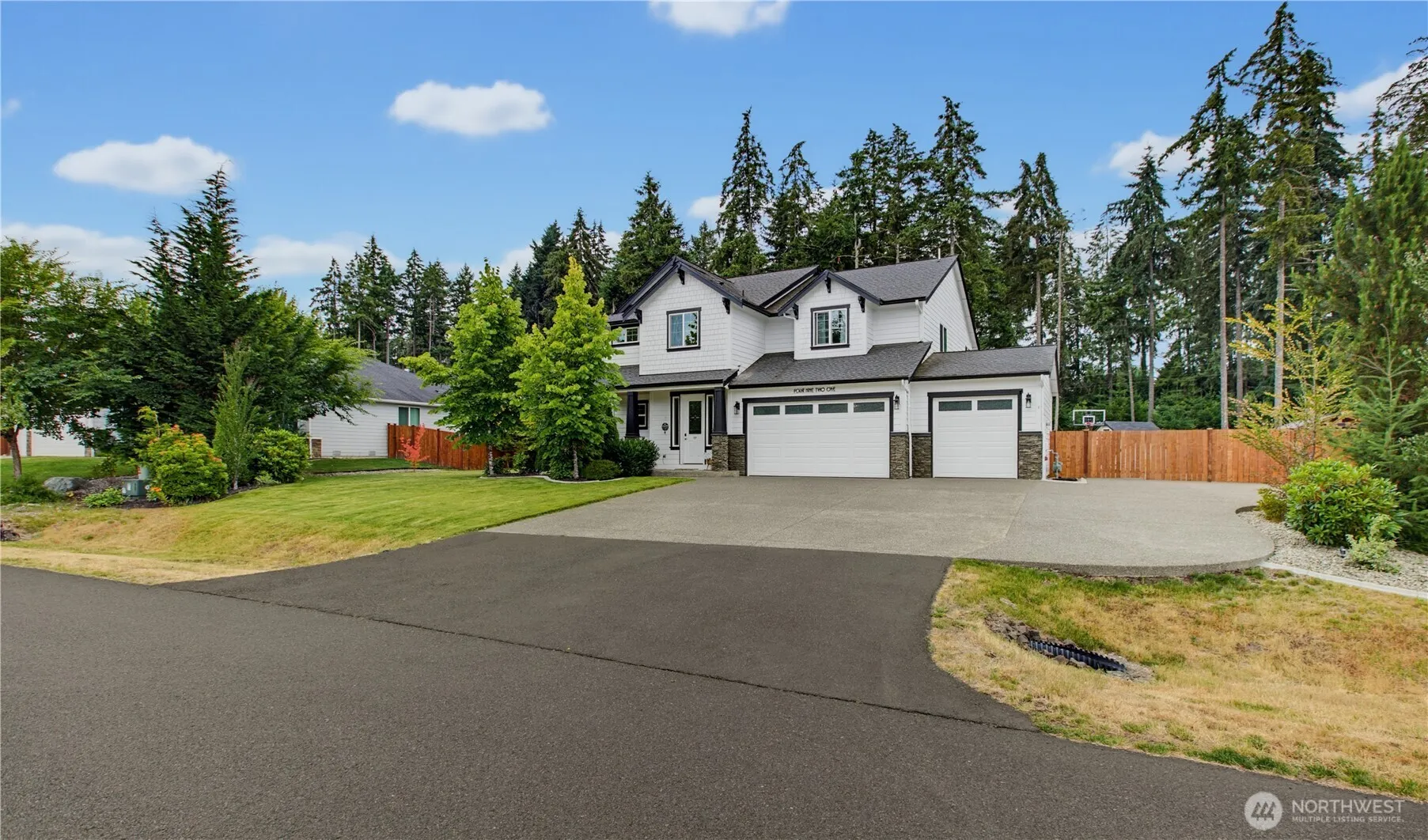 Property photo for 4921 Skylark Street Ne, Olympia photo 2