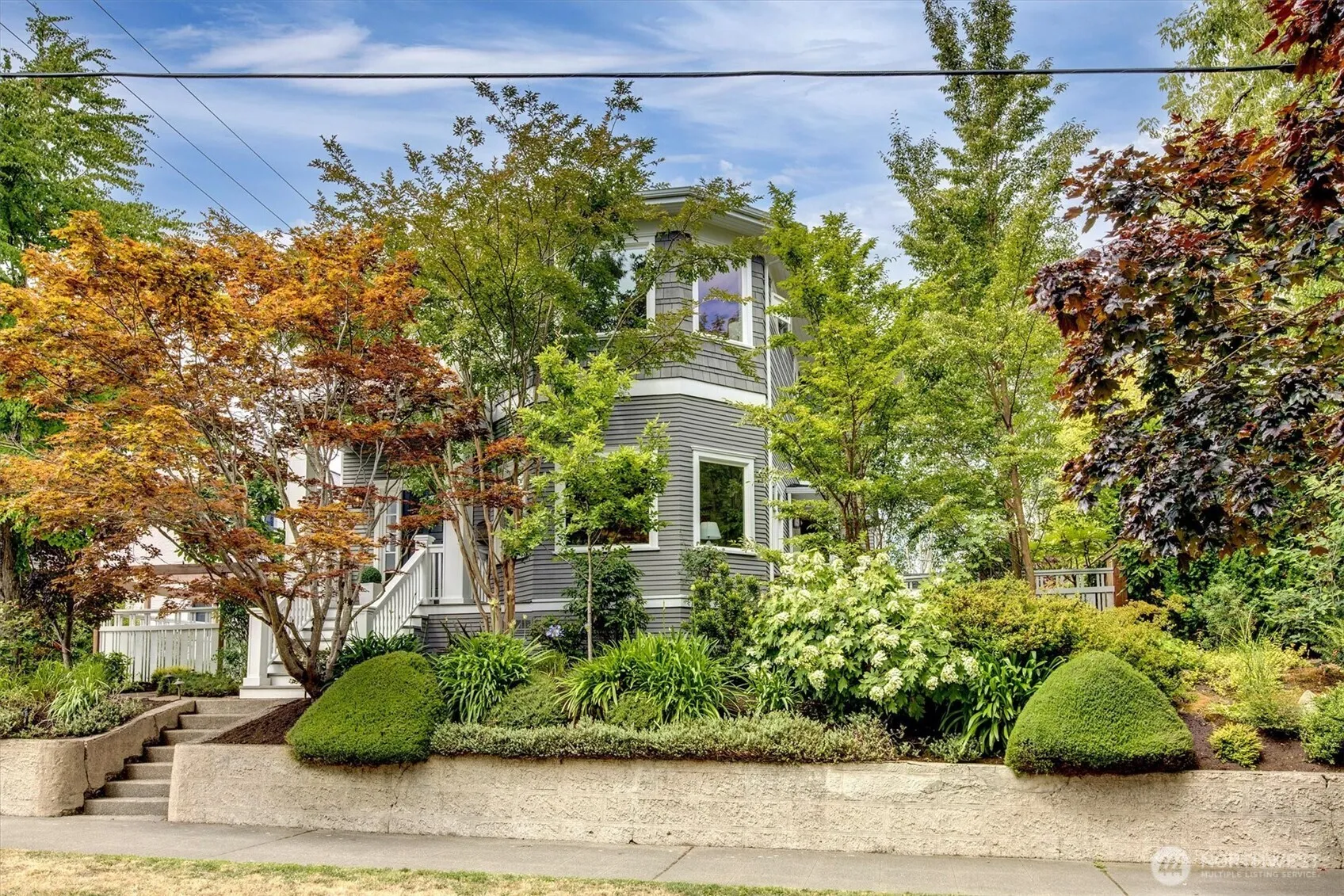 Property photo for 310 W Garfield Street, Seattle photo 2
