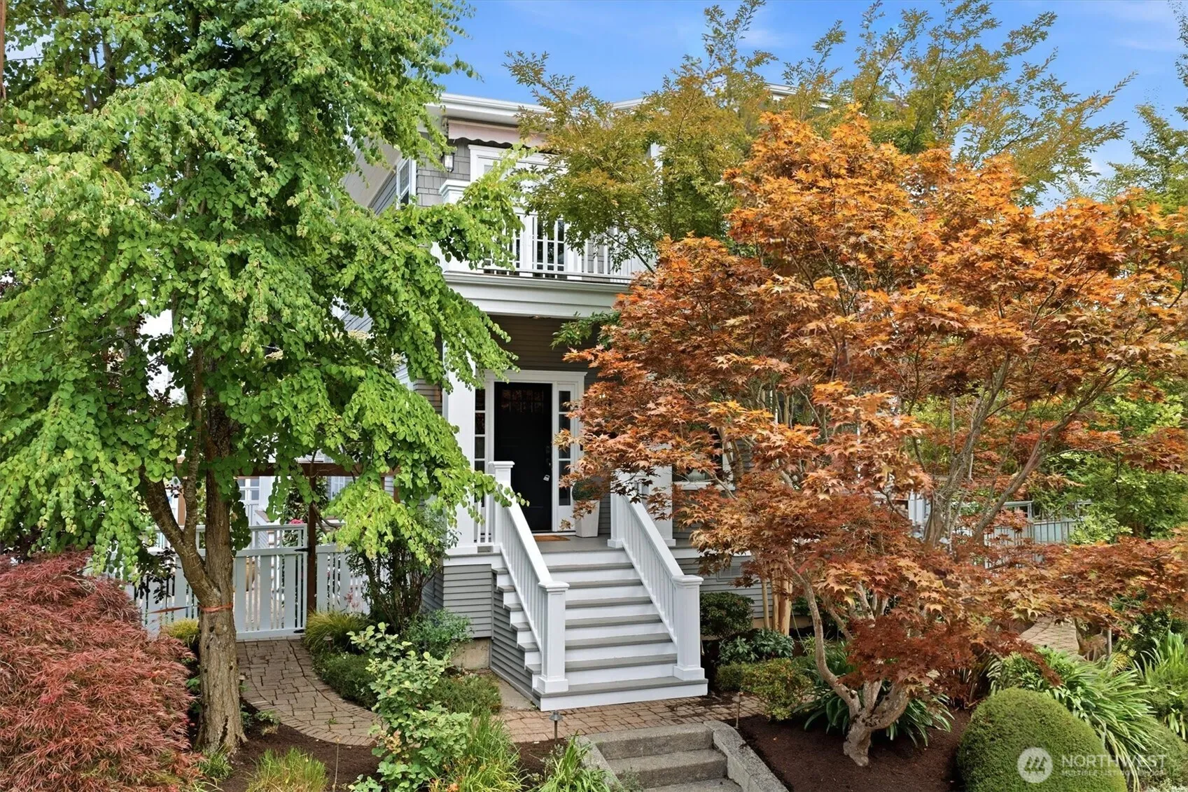 Property photo for 310 W Garfield Street, Seattle