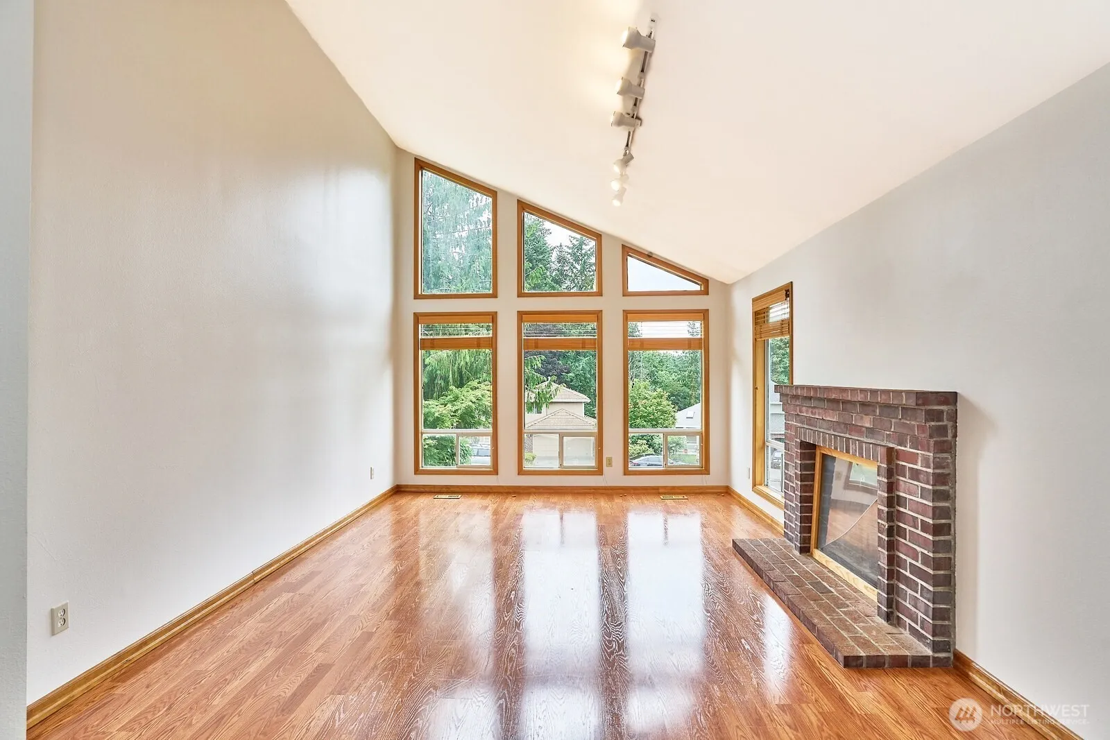 Property photo for 14409 Se 256th Place, Kent photo 5