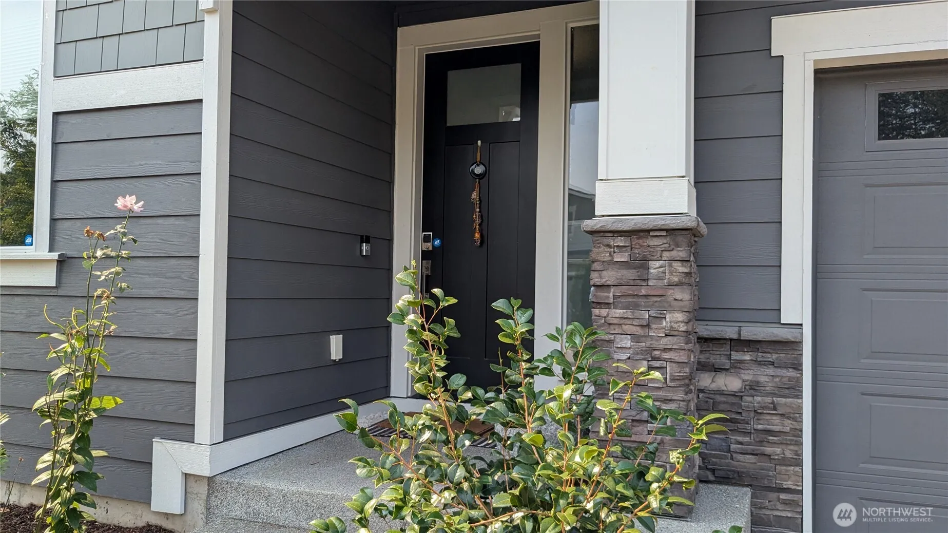 Property photo for 18218 134th Avenue E, Puyallup photo 2