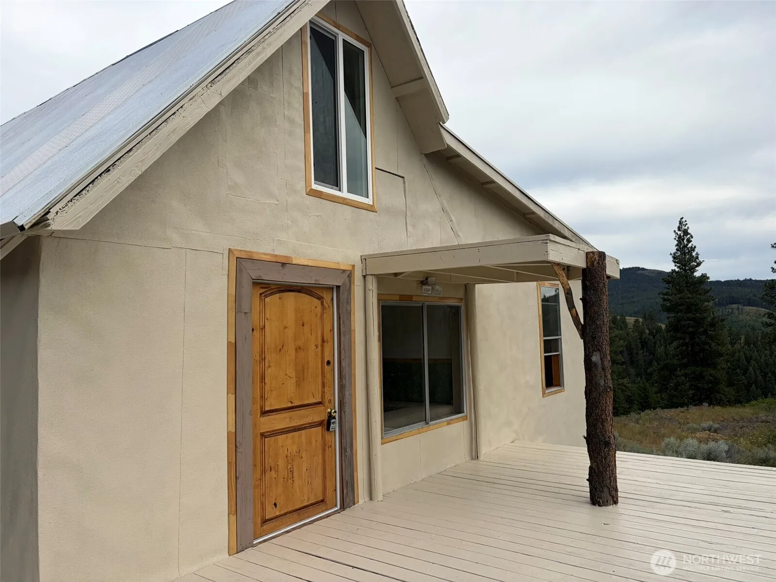Property photo for 184 N Lambert Lane, Republic photo 2