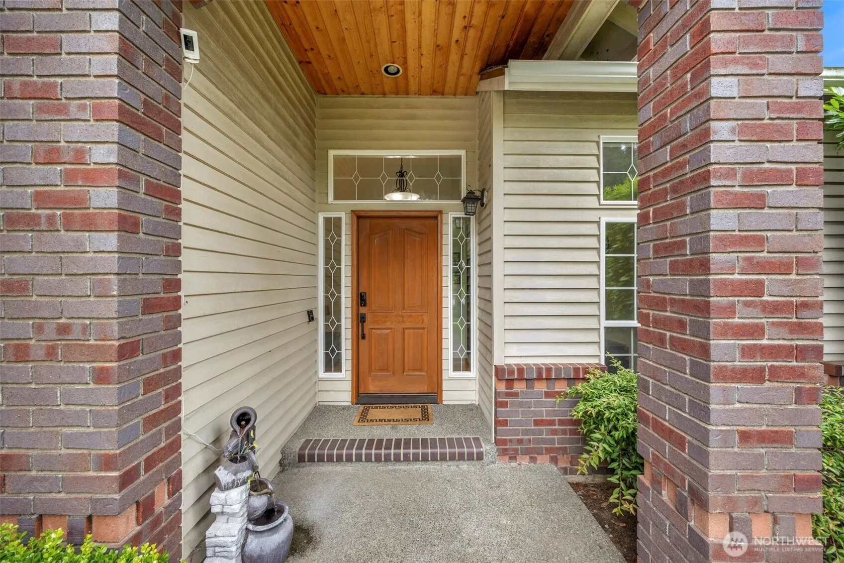 Property photo for 18331 E Countryclub Drive, Arlington photo 2