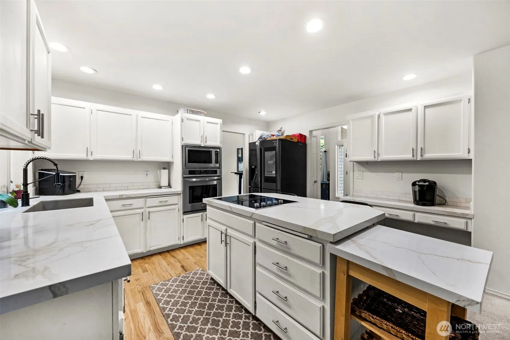 Property photo for 18331 E Countryclub Drive, Arlington photo 5