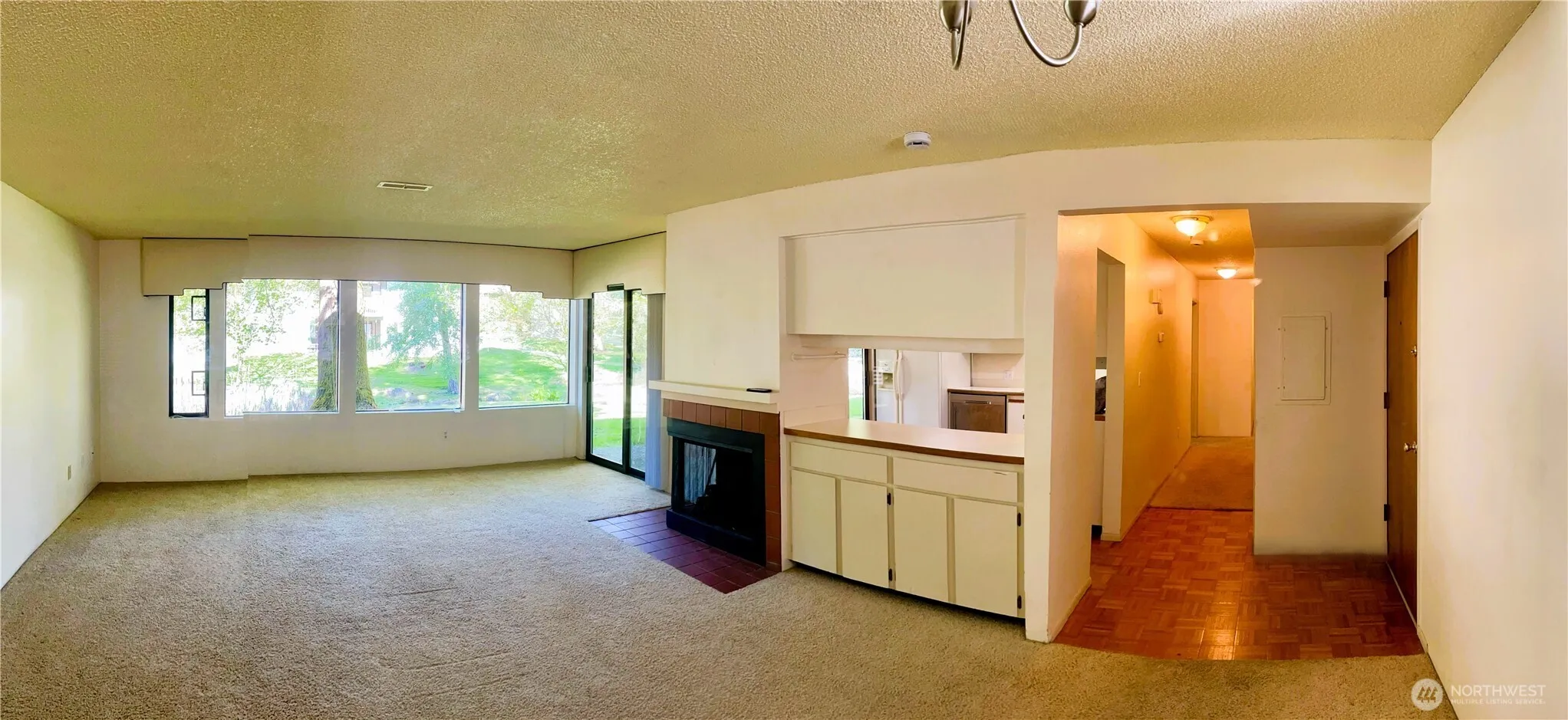 Property photo for 1101 Bellefield Park Lane #1103, Bellevue photo 4