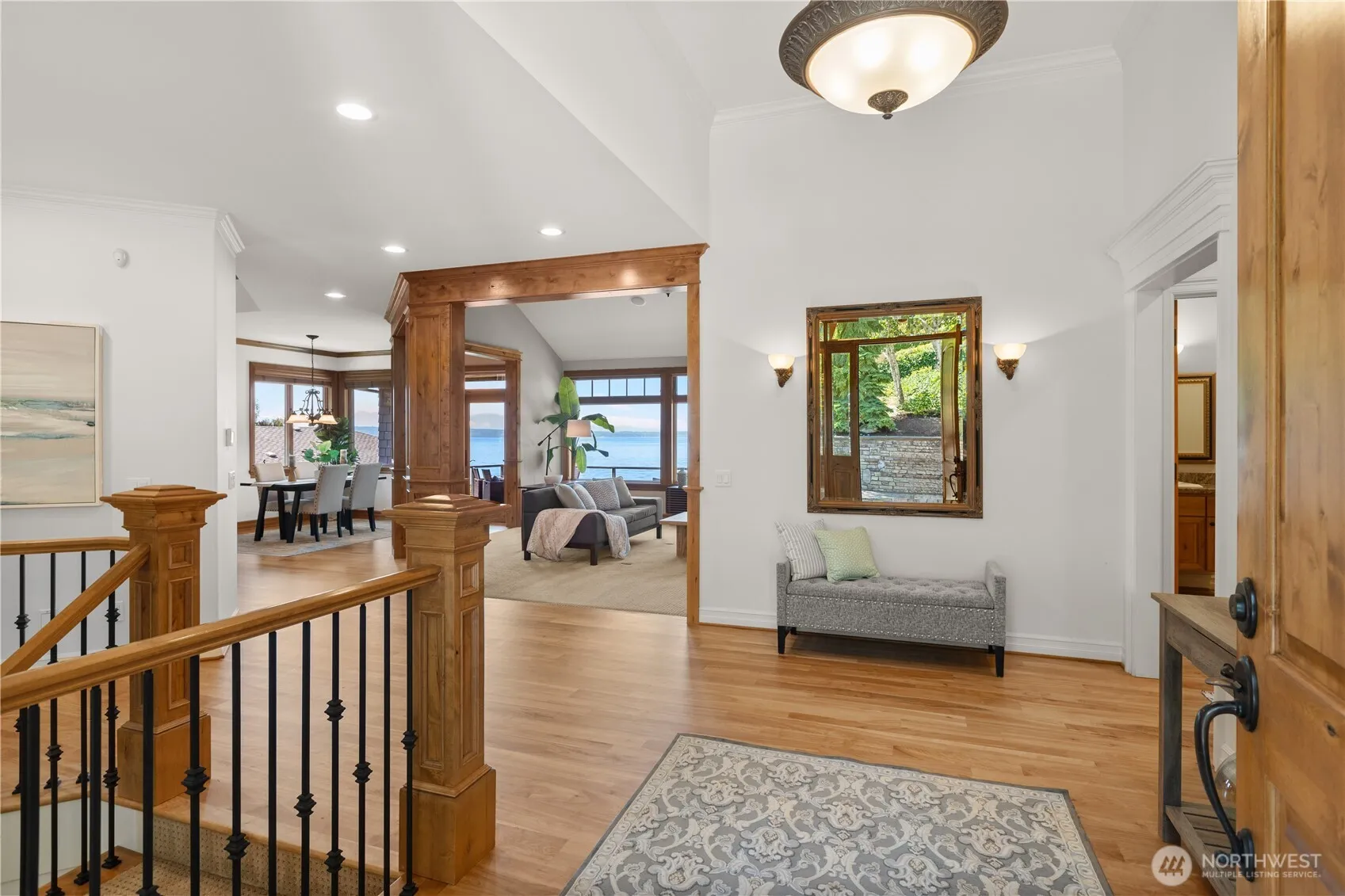 Property photo for 18608 Sound View Place, Edmonds photo 5