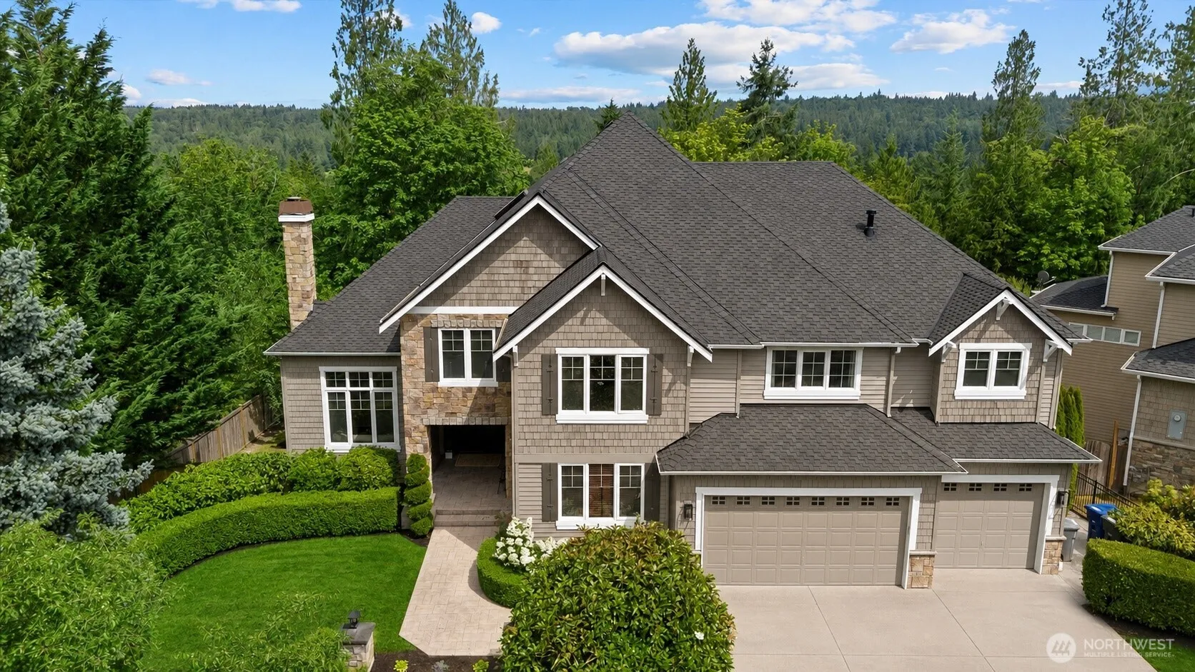 Property photo for 2046 277th Avenue Se, Sammamish