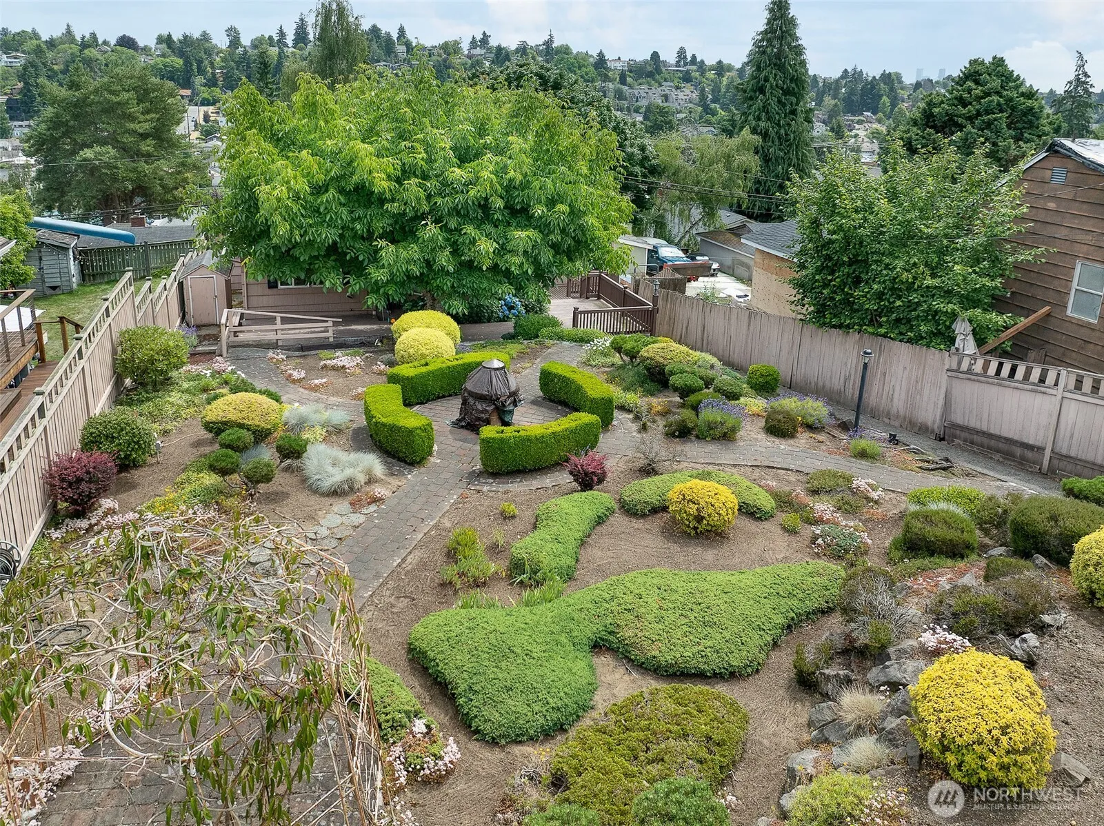 Property photo for 3242 36th Avenue W, Seattle photo 4