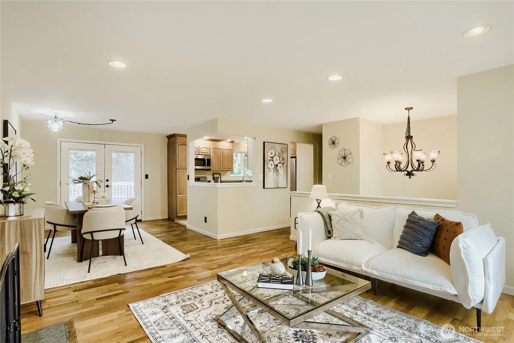 Property photo for 8451 Ne 137th Street, Kirkland photo 5