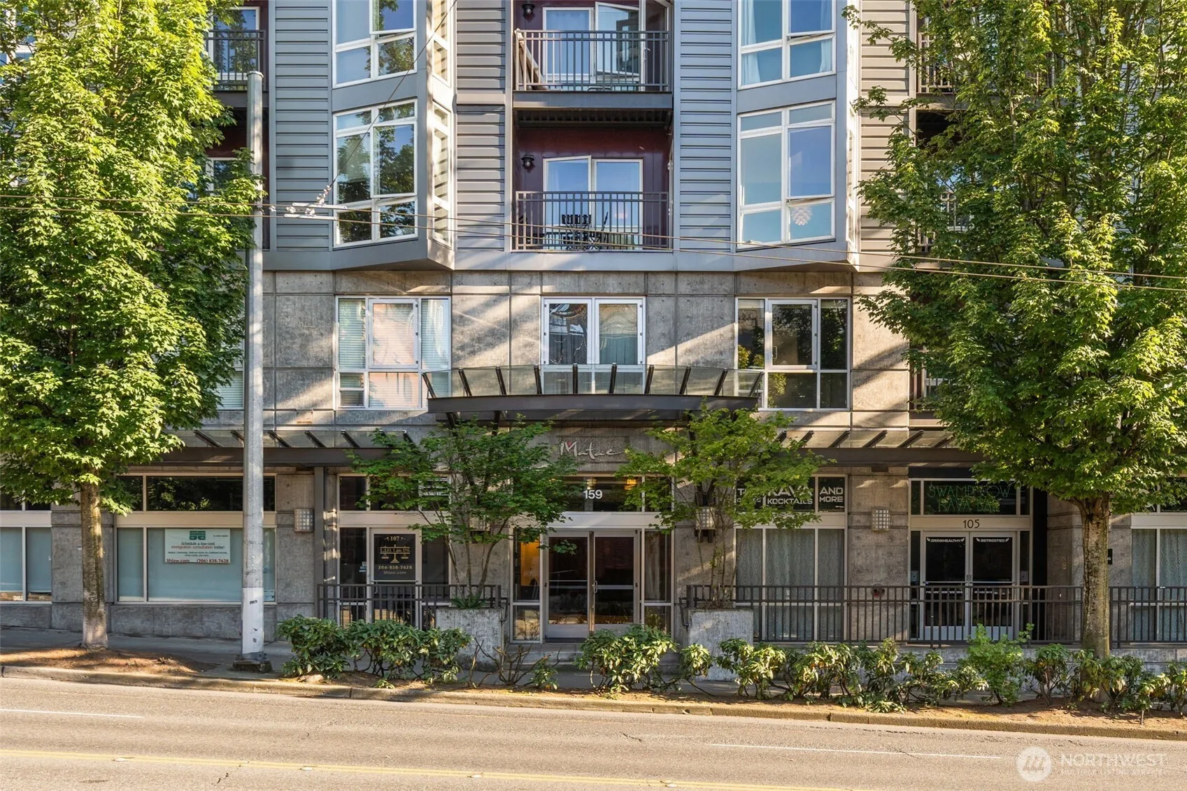 Property photo for 159 Denny Way #411, Seattle photo 2