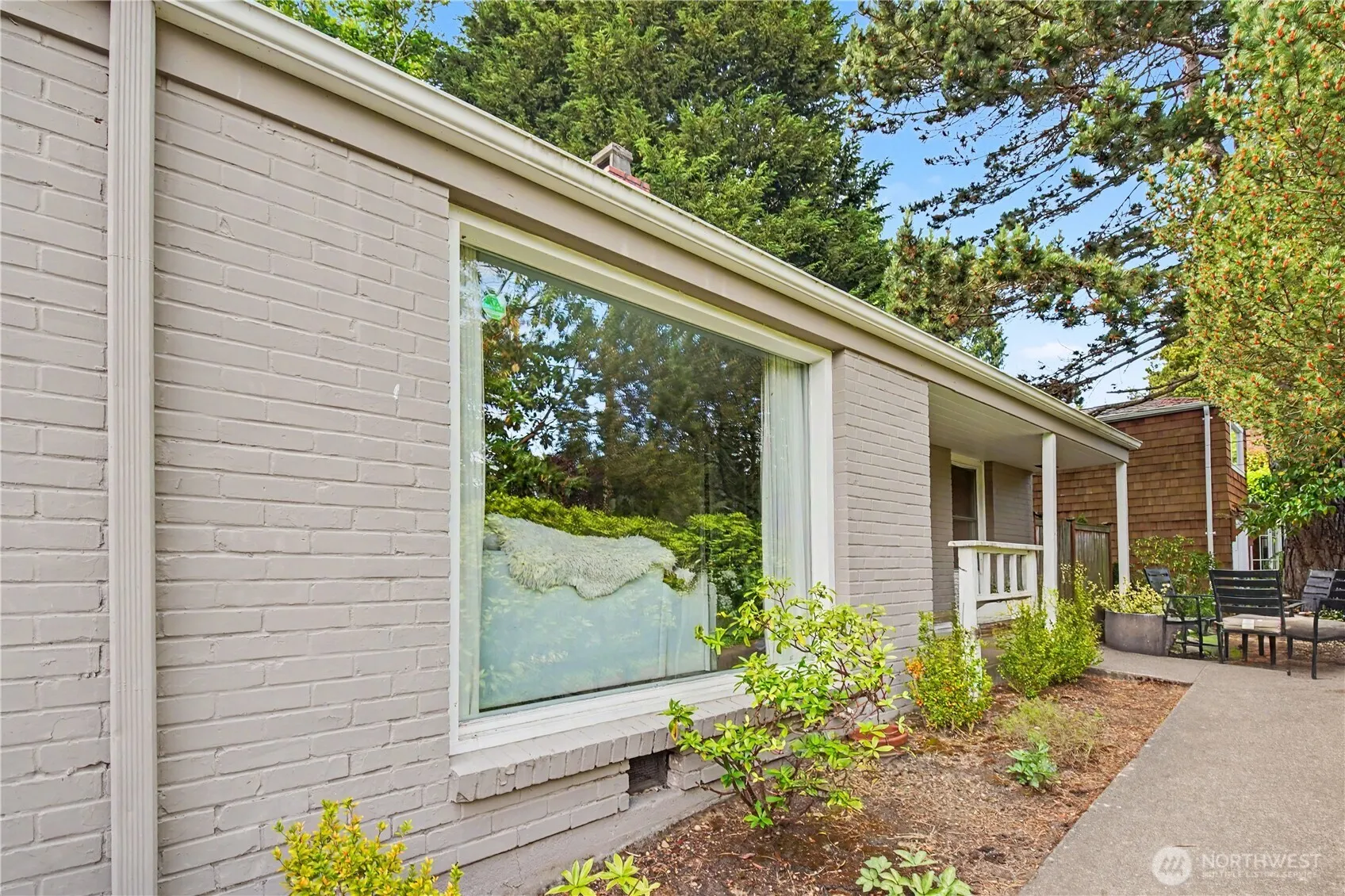 Property photo for 3633 41st Avenue W, Seattle