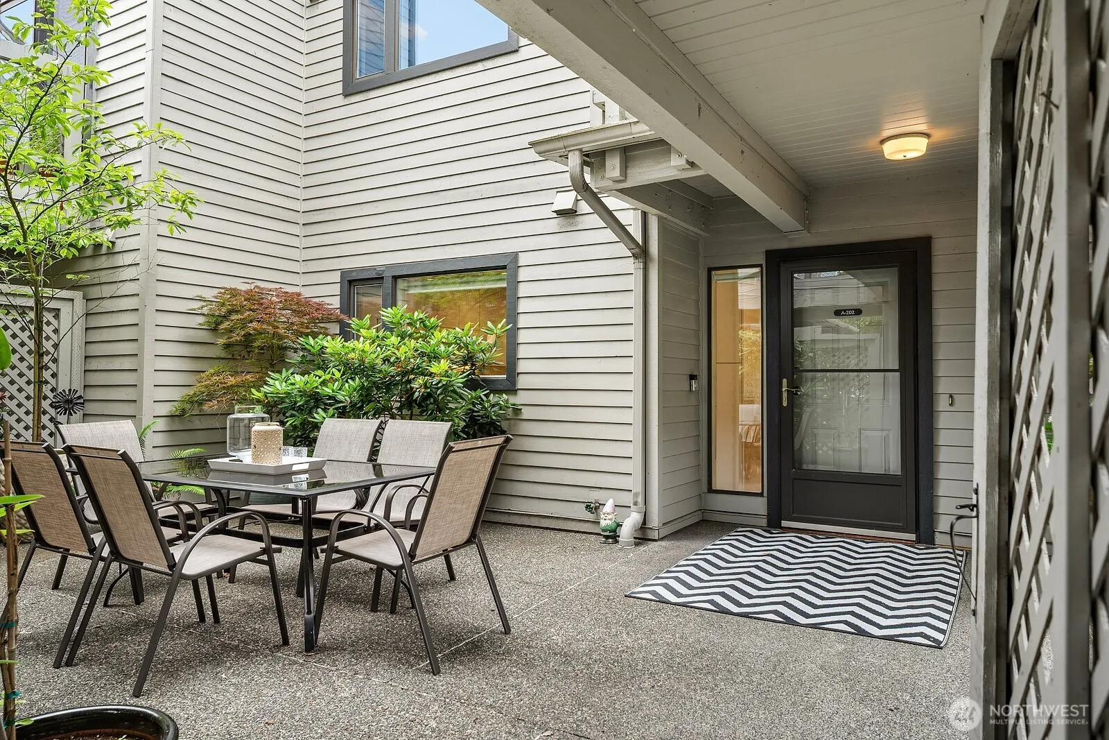 Property photo for 6121 Ne 175th Street #a202, Kenmore photo 2