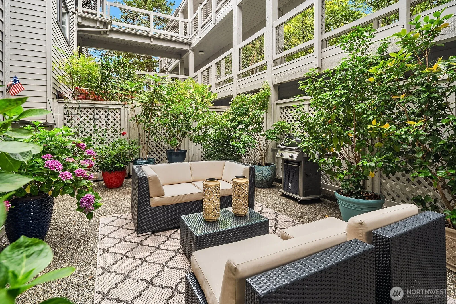 Property photo for 6121 Ne 175th Street #a202, Kenmore photo 4