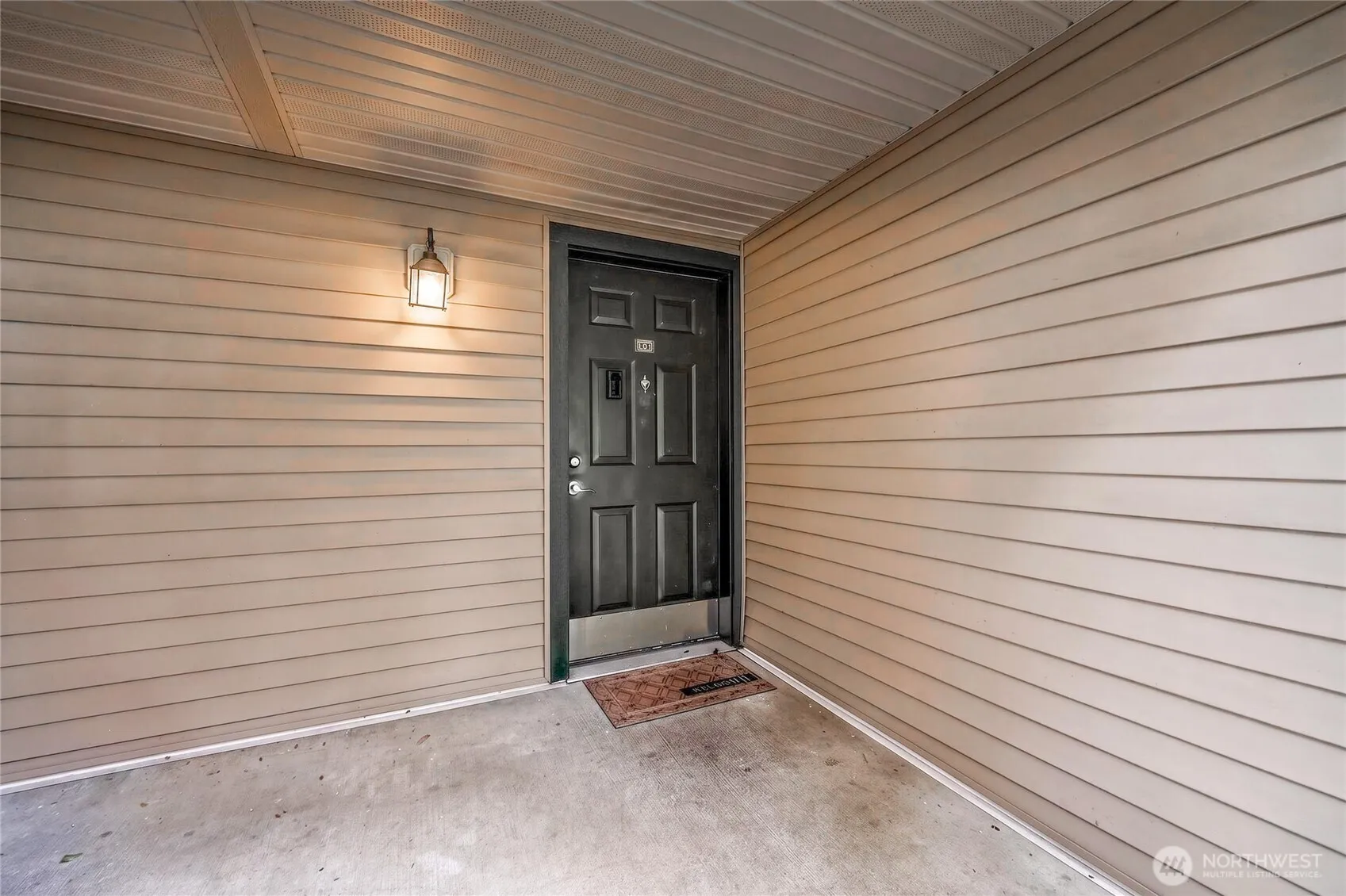 Property photo for 11313 Ne 128th Street #e104, Kirkland photo 2