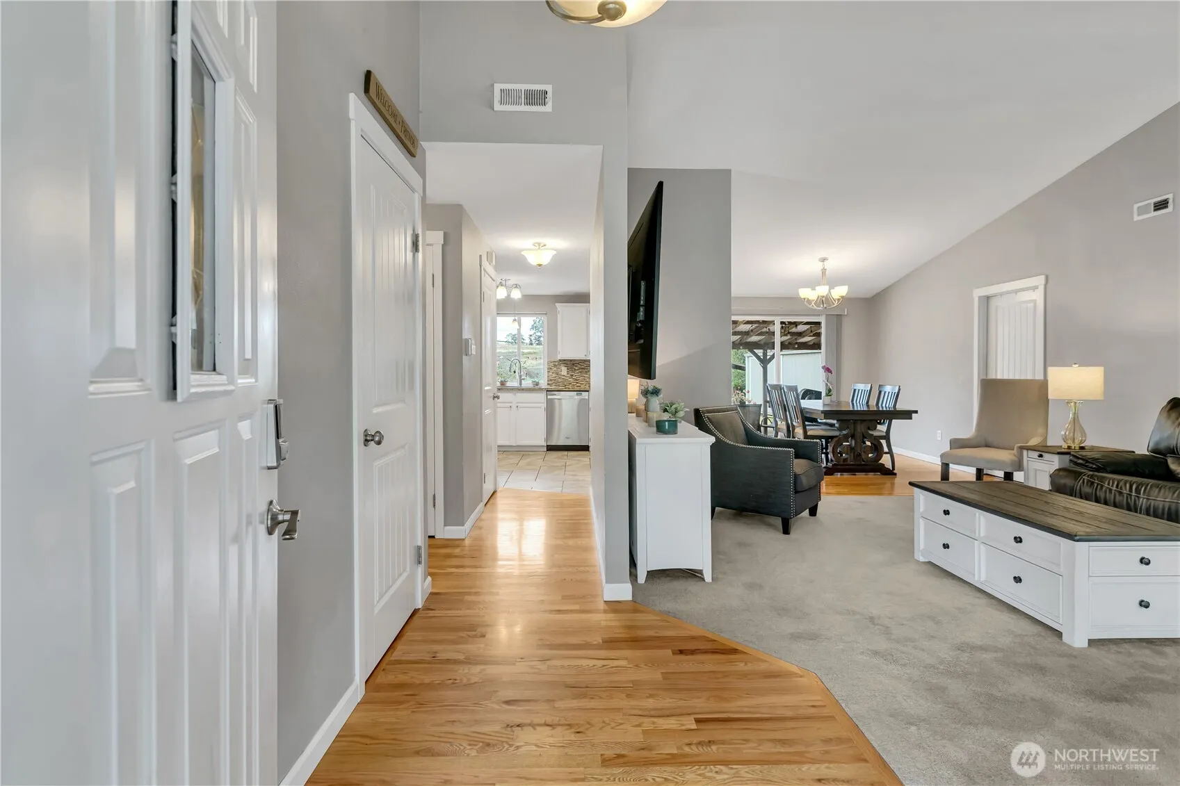 Property photo for 19020 34th Avenue E, Tacoma photo 3