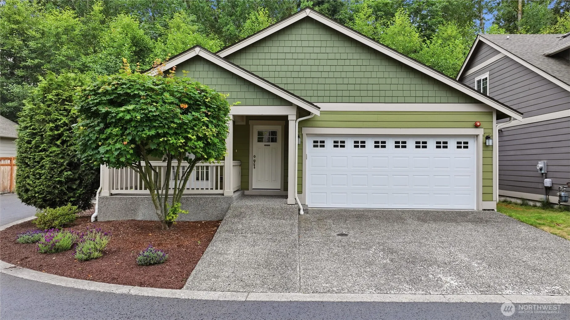 Property photo for 707 Kodiak Lane, Bellingham