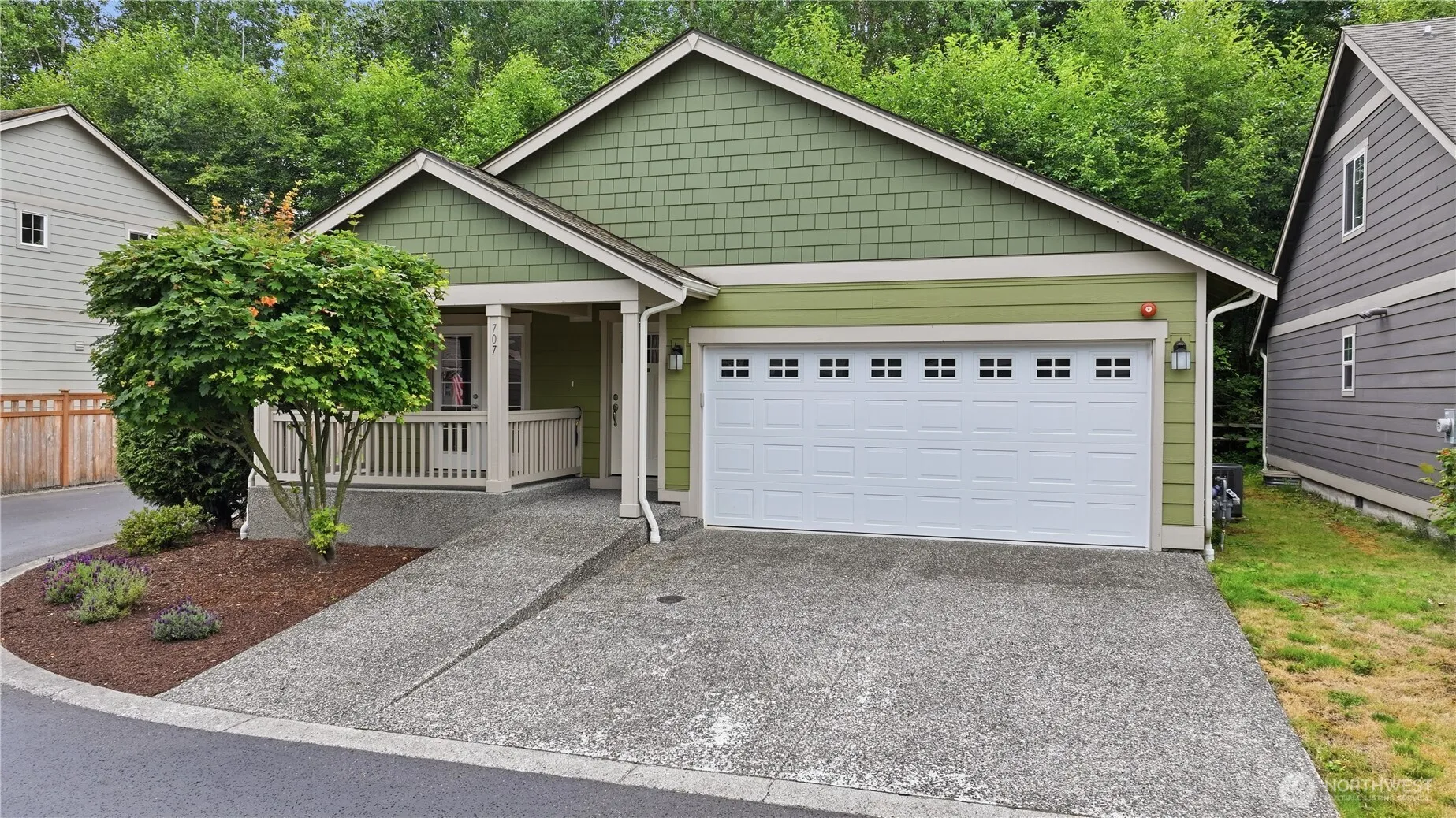 Property photo for 707 Kodiak Lane, Bellingham photo 3