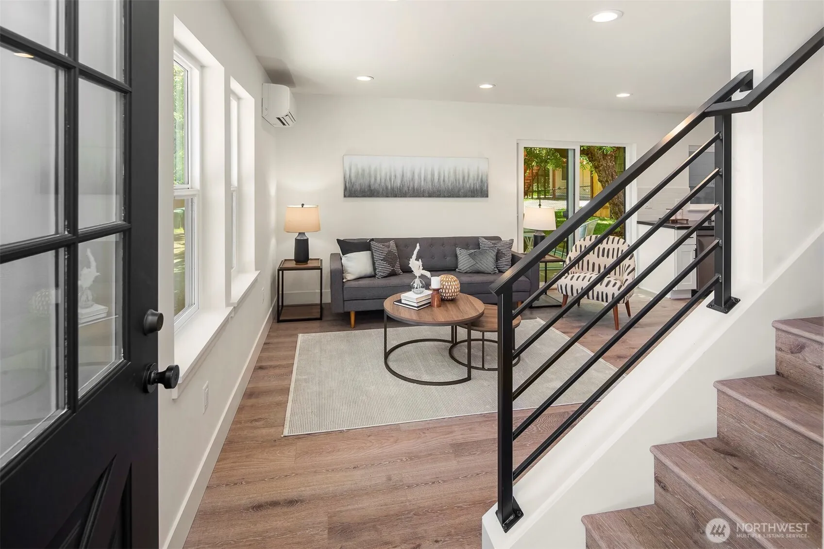 Property photo for 8824 32nd Avenue Sw, Seattle photo 5