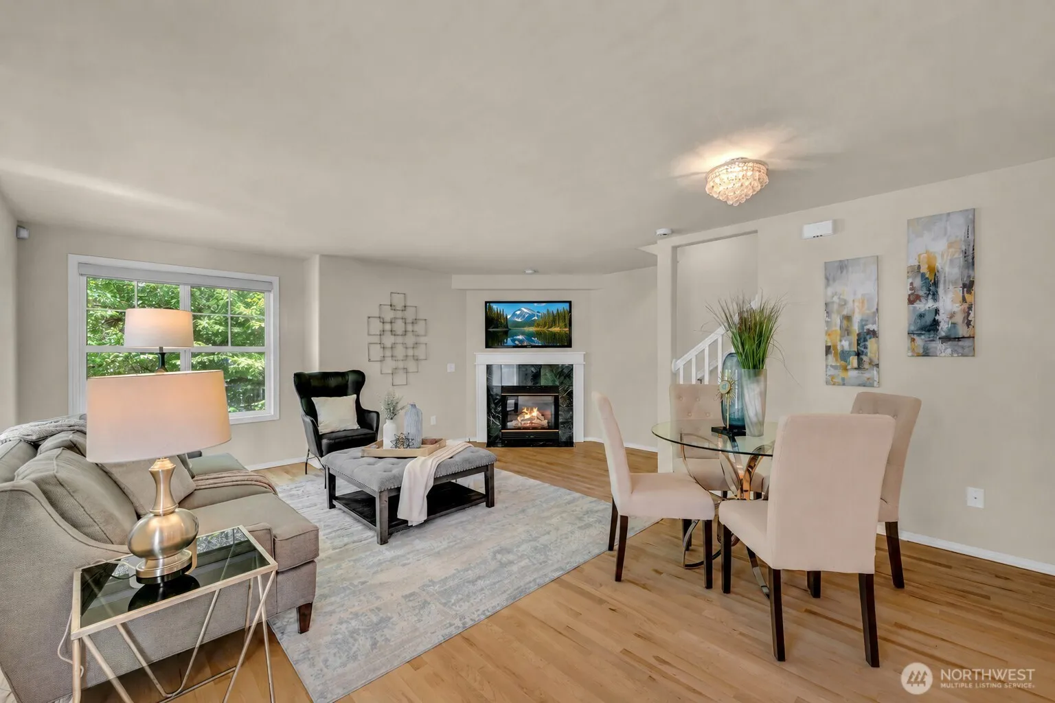 Property photo for 4720 Interlake Avenue N, Seattle photo 3