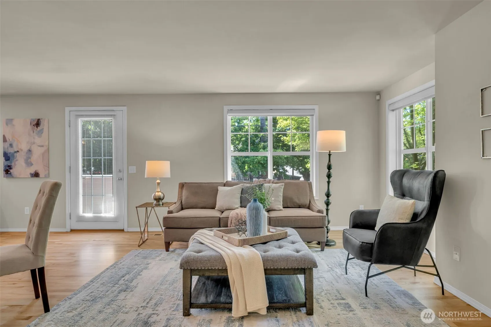 Property photo for 4720 Interlake Avenue N, Seattle photo 5