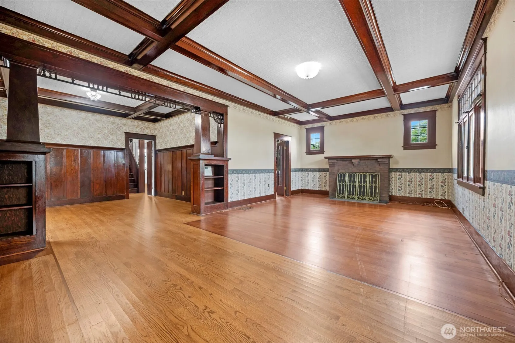 Property photo for 1502 Rainier Avenue, Everett