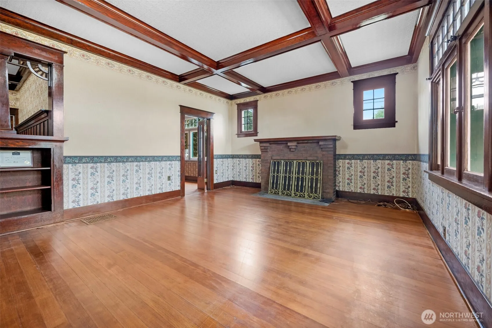 Property photo for 1502 Rainier Avenue, Everett photo 5