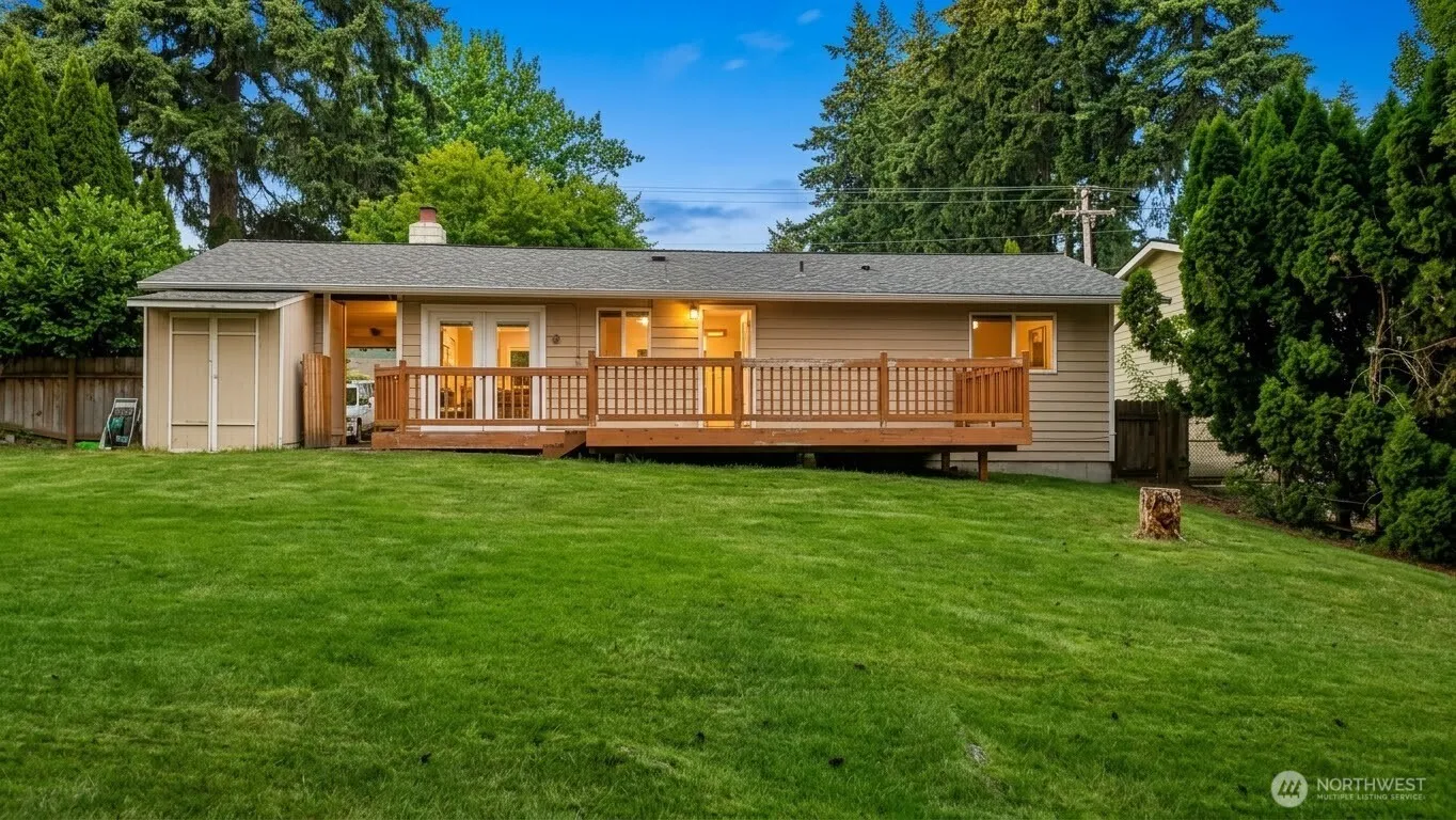 Property photo for 11209 Ne 112th Street, Kirkland photo 4