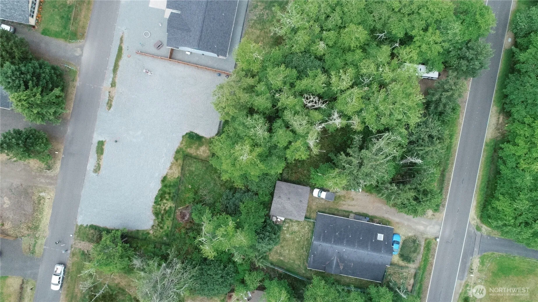 Property photo for 543 Duck Lake Drive Ne, Ocean Shores photo 4