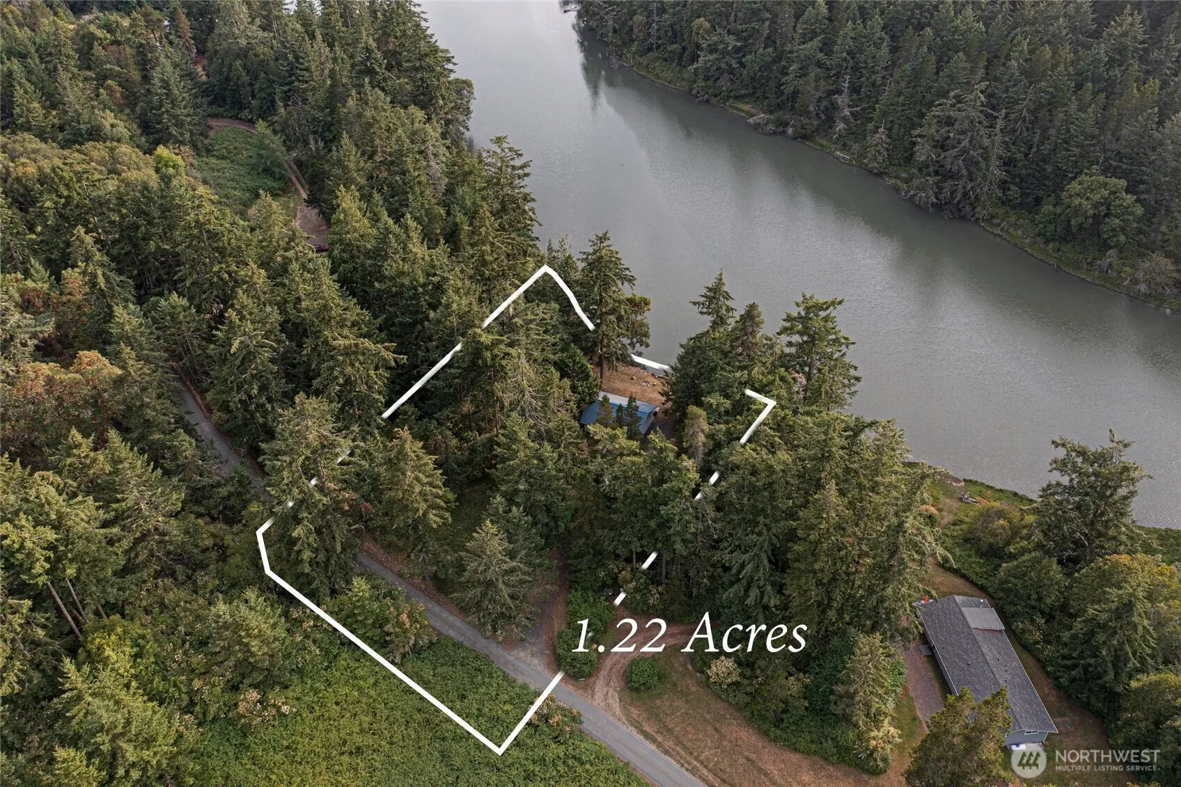Property photo for 42 Kingfisher Lane, Friday Harbor photo 3