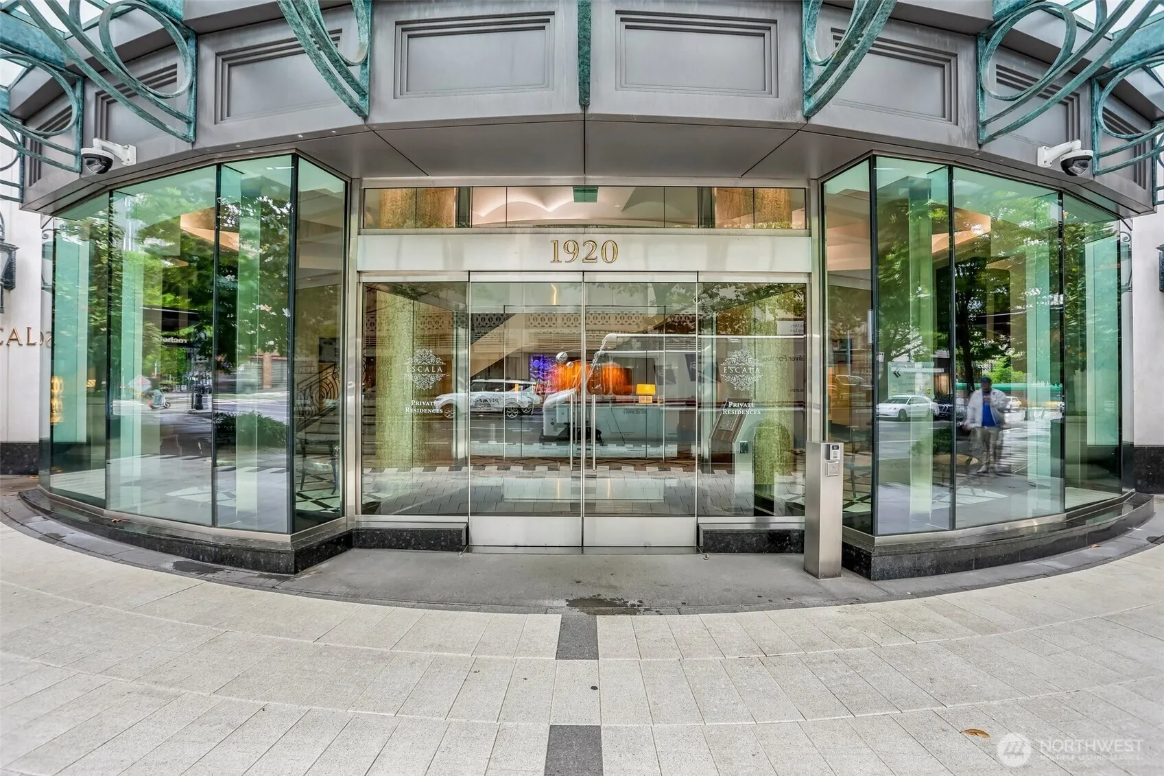 Property photo for 1920 4th Avenue #504, Seattle photo 4