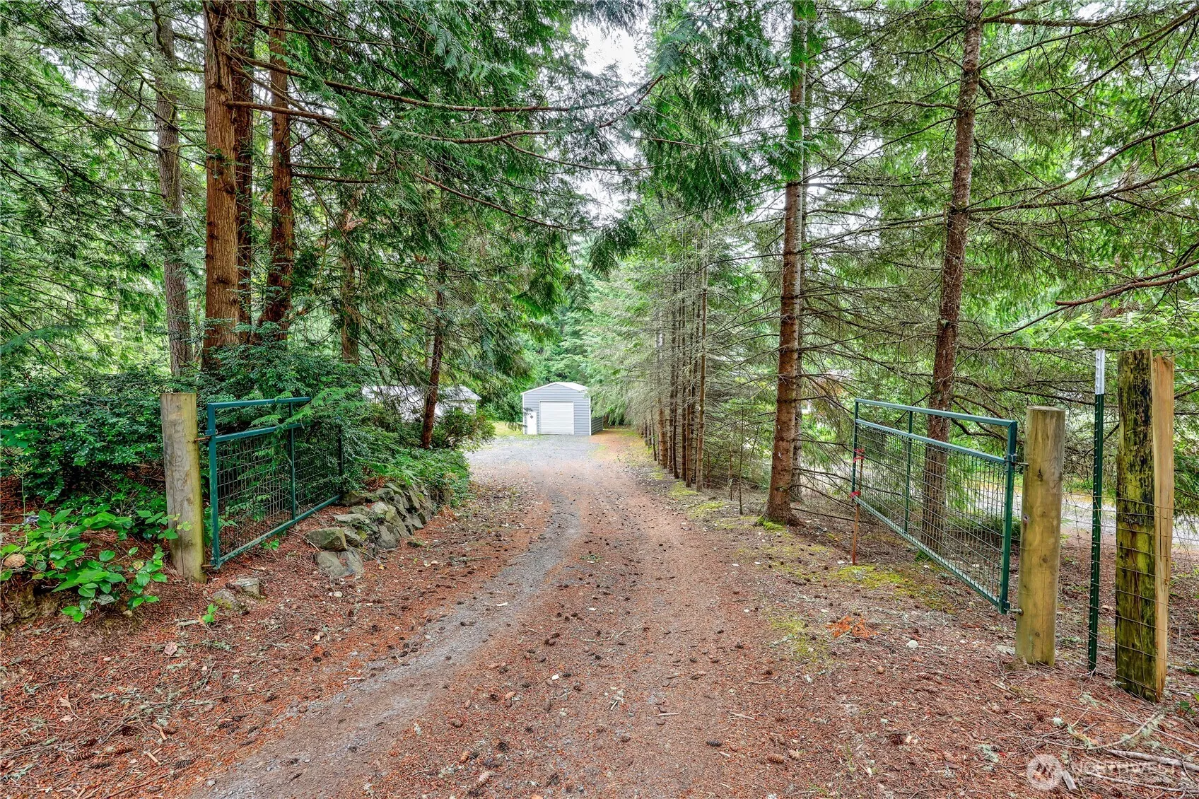 Property photo for 18142 Ne Diamond Drive, Poulsbo photo 2