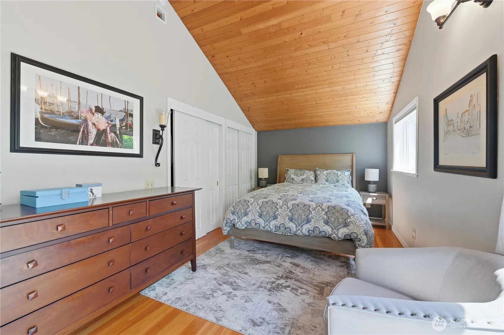 Property photo for 18002 25th Avenue Ne, Lake Forest Park photo 4