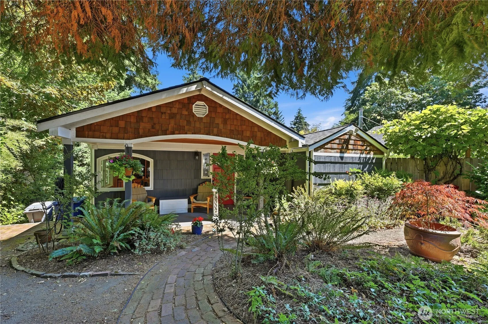 Property photo for 18002 25th Avenue Ne, Lake Forest Park