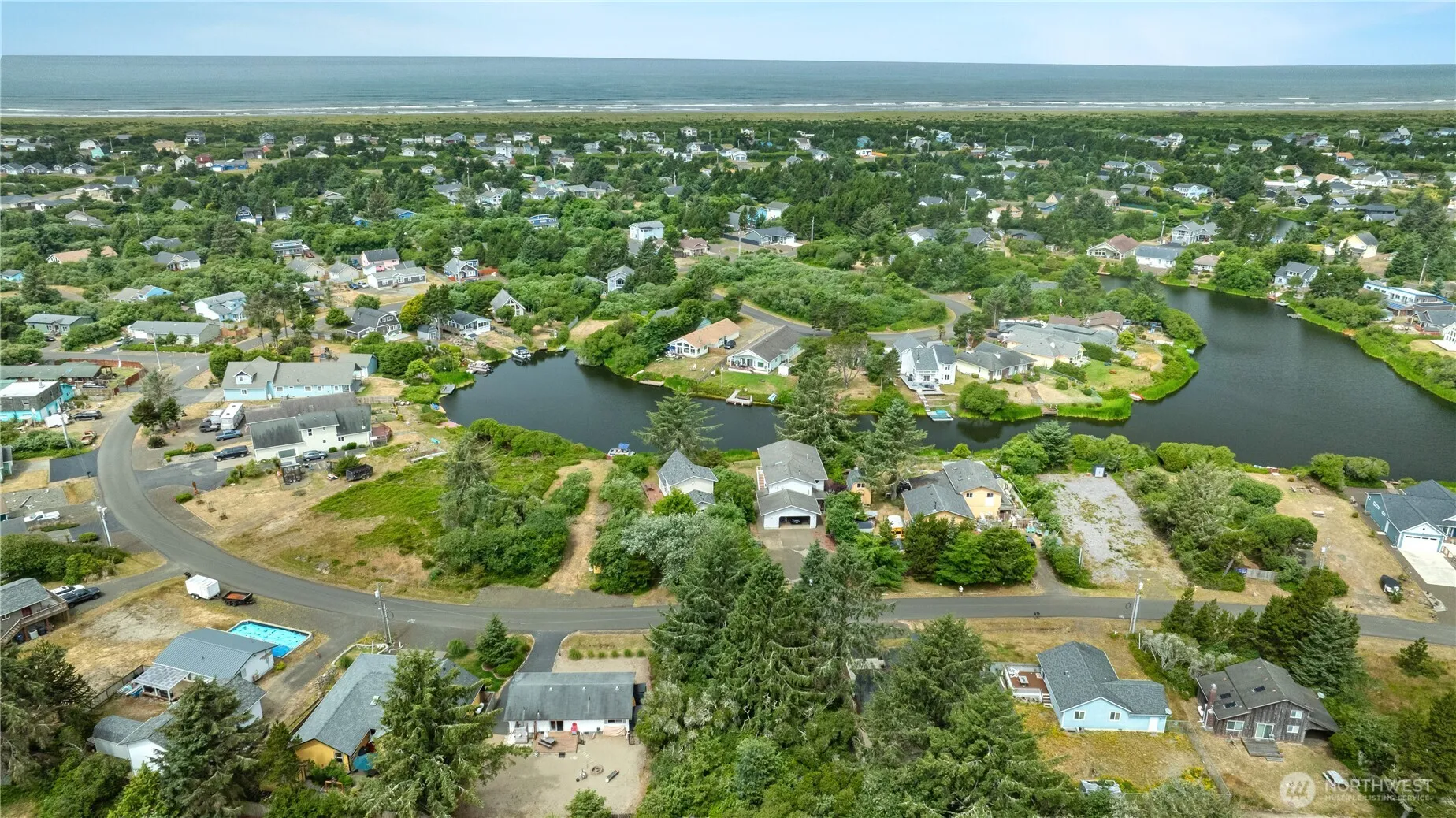 Property photo for 233 S Razor Clam Drive Sw, Ocean Shores photo 3