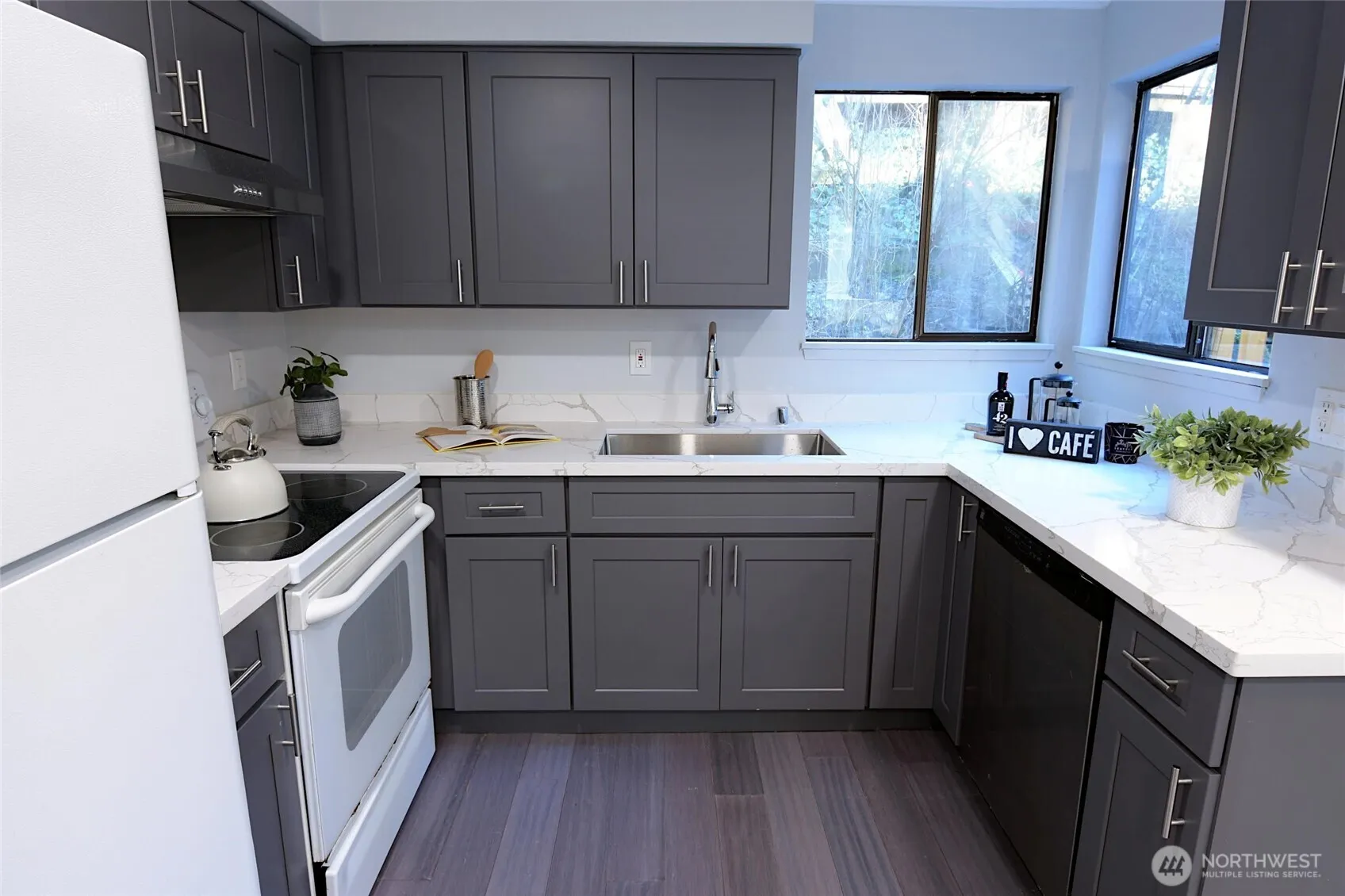 Property photo for 1555 Union Avenue Ne #g38, Renton photo 4