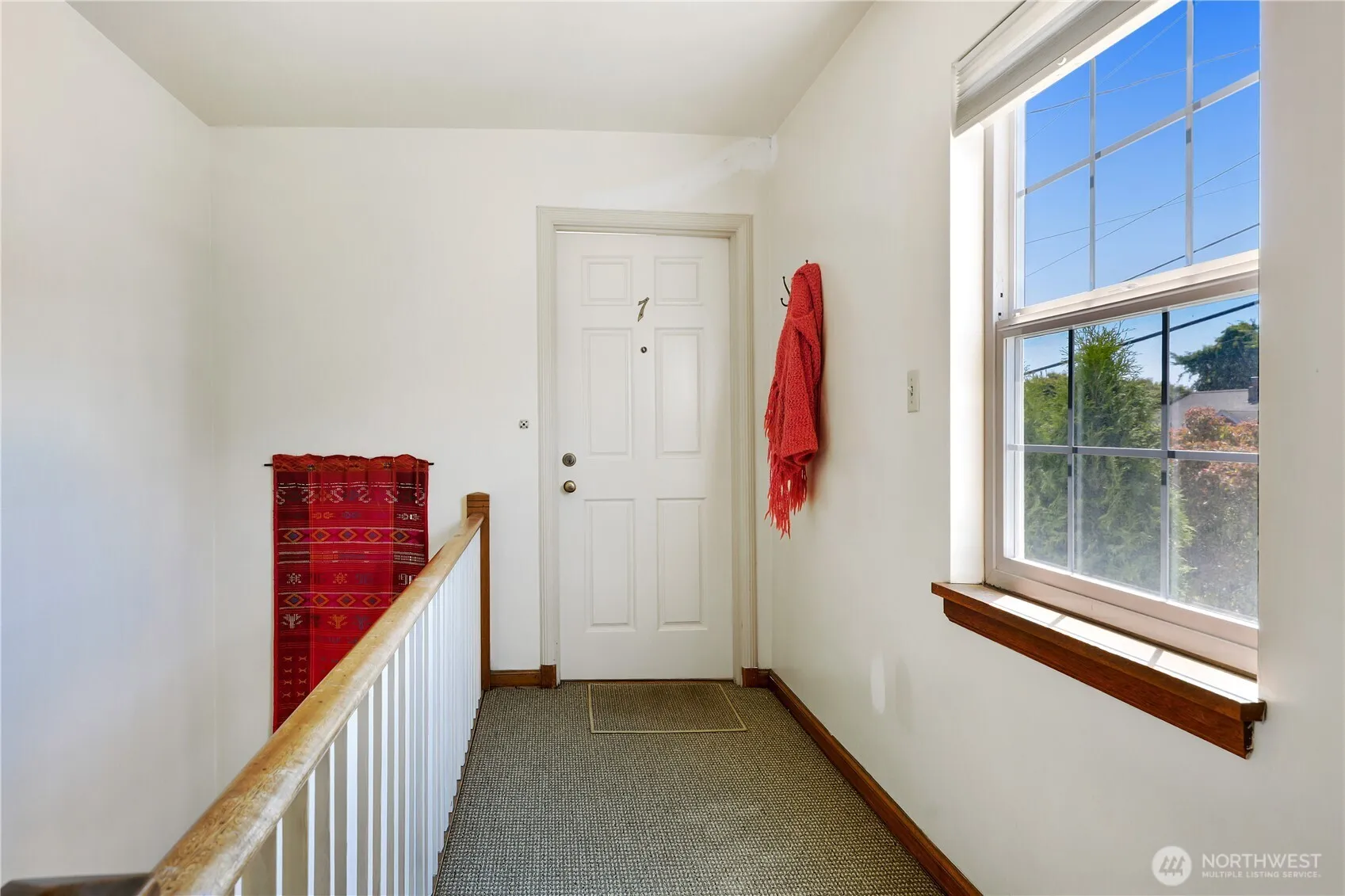 Property photo for 7900 Ashworth Avenue N #7, Seattle photo 2