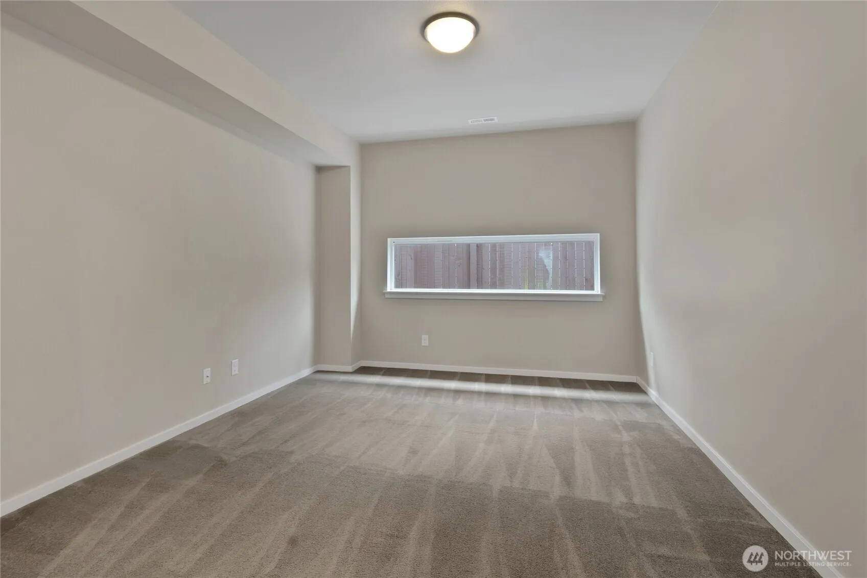 Property photo for 5606 Elaine Avenue Se, Auburn photo 5
