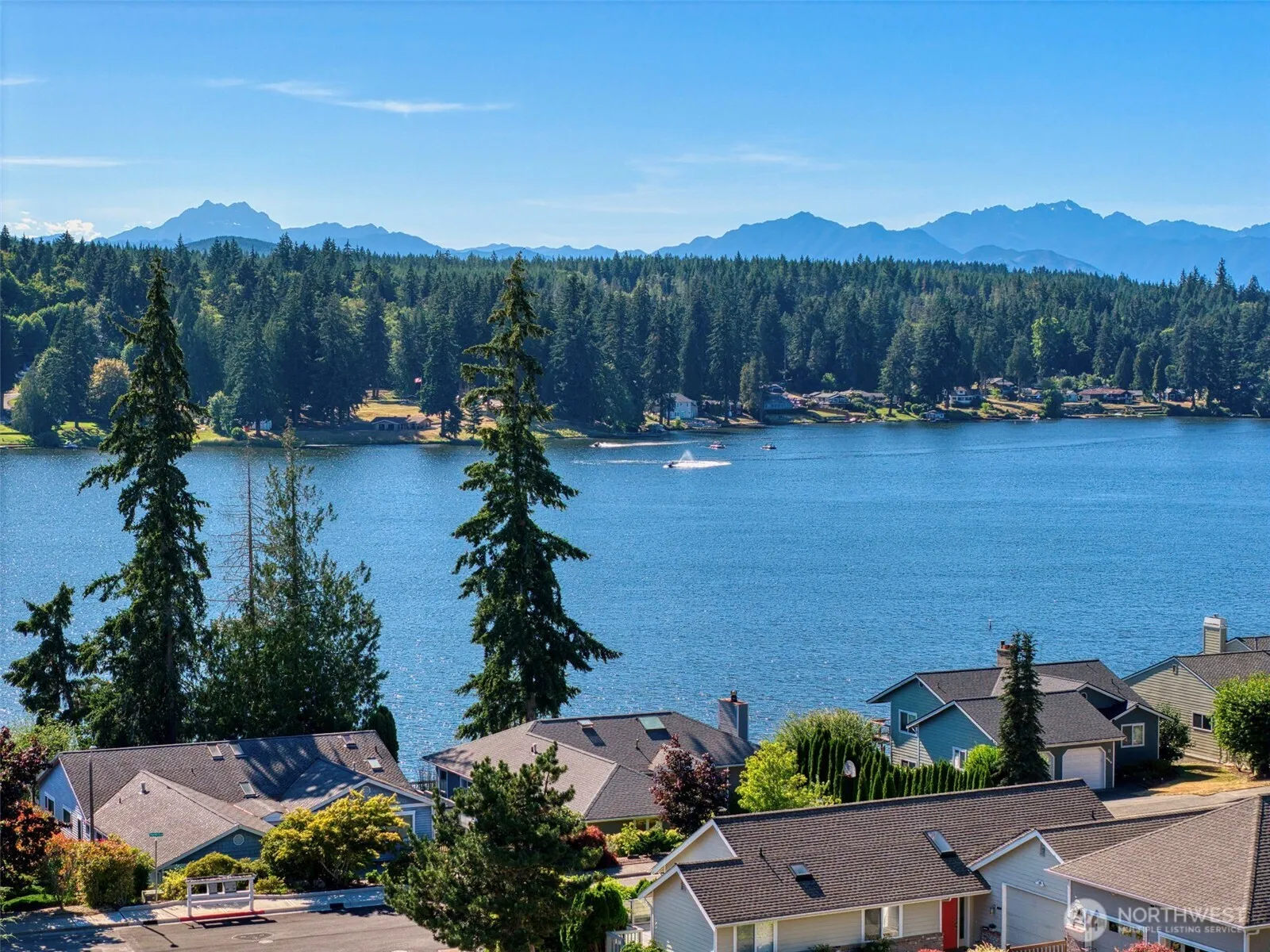Property photo for 6044 Sandpiper Court, Bremerton photo 4