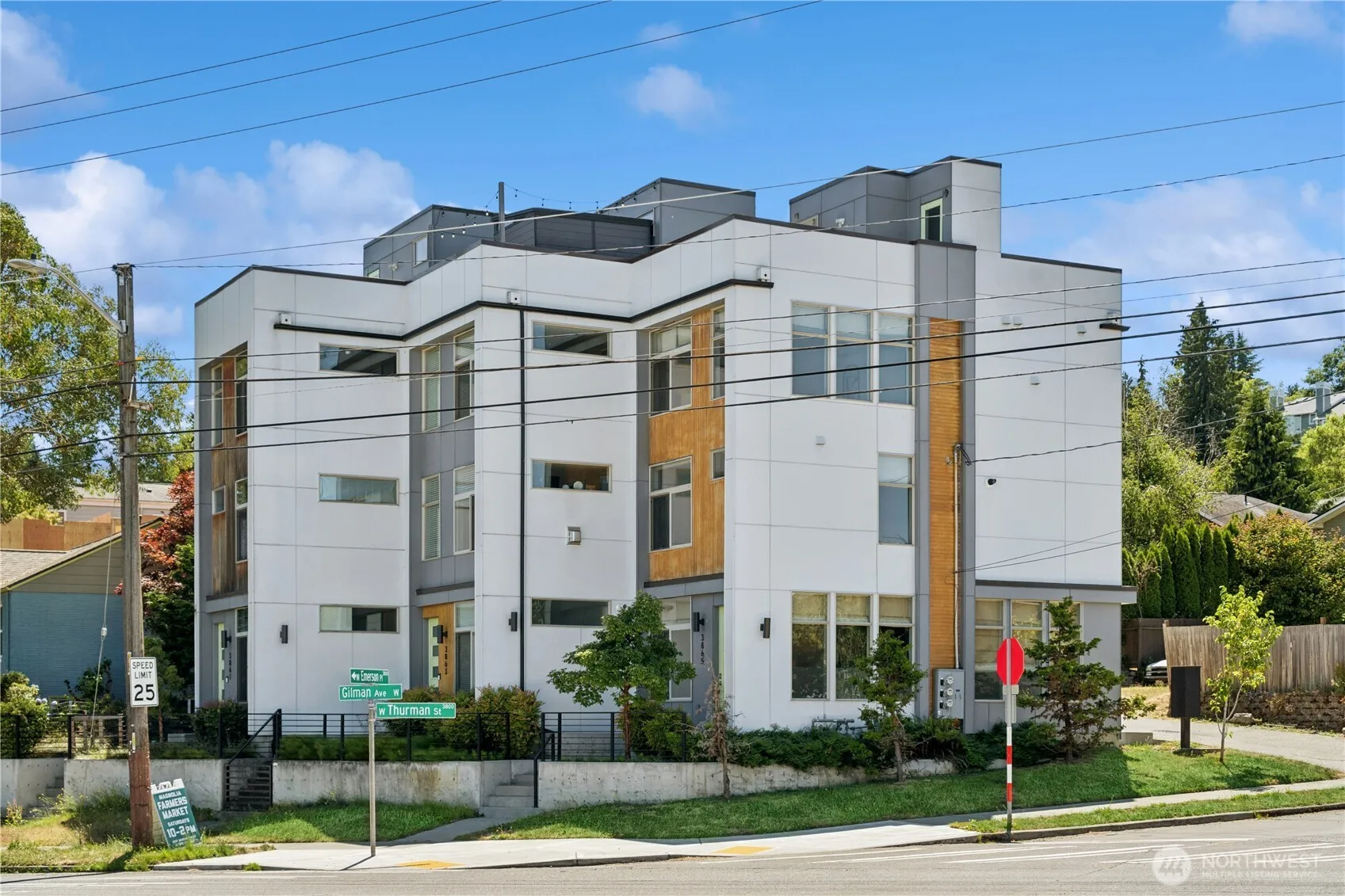 Property photo for 3865 Gilman Avenue W, Seattle photo 3