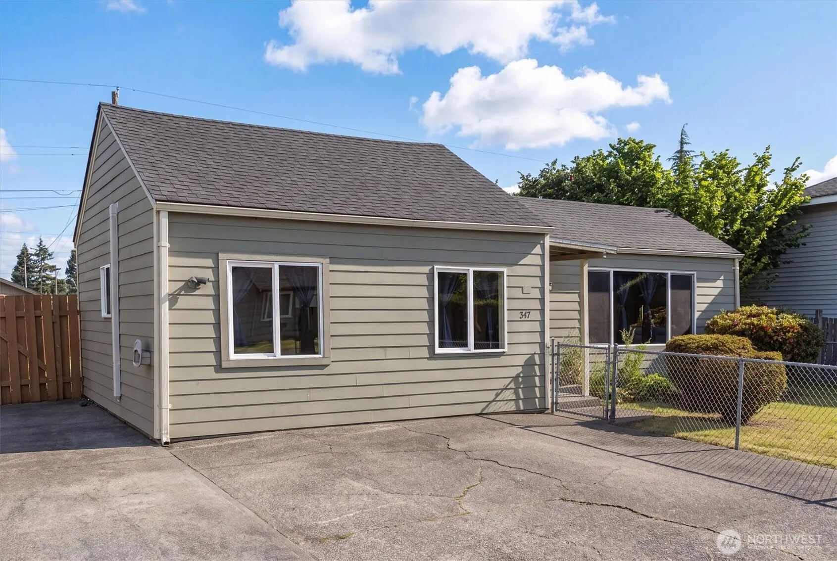 Property photo for 347 Colorado Street, Longview photo 3