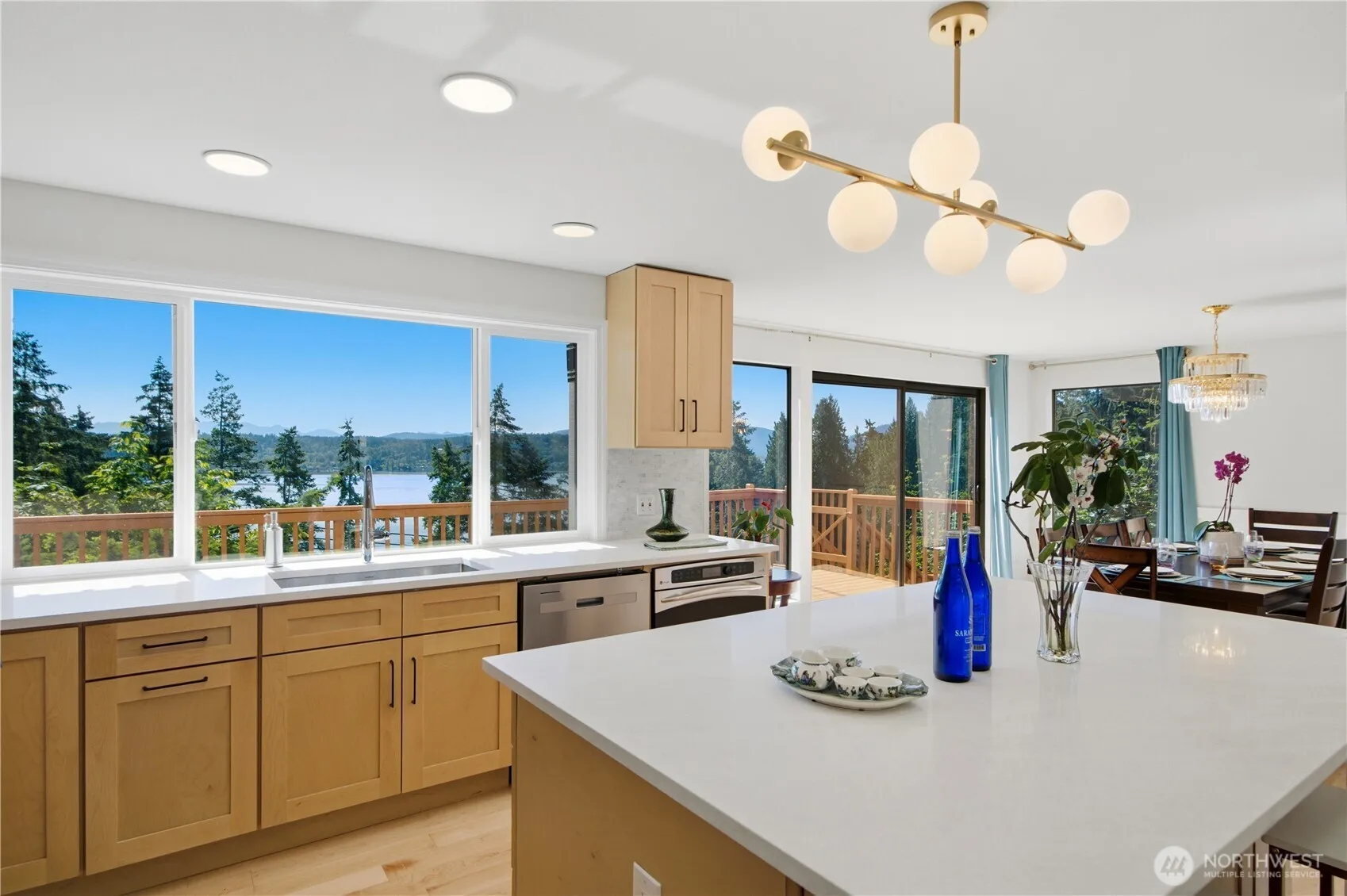 Property photo for 110 174th Place, Bellevue photo 5